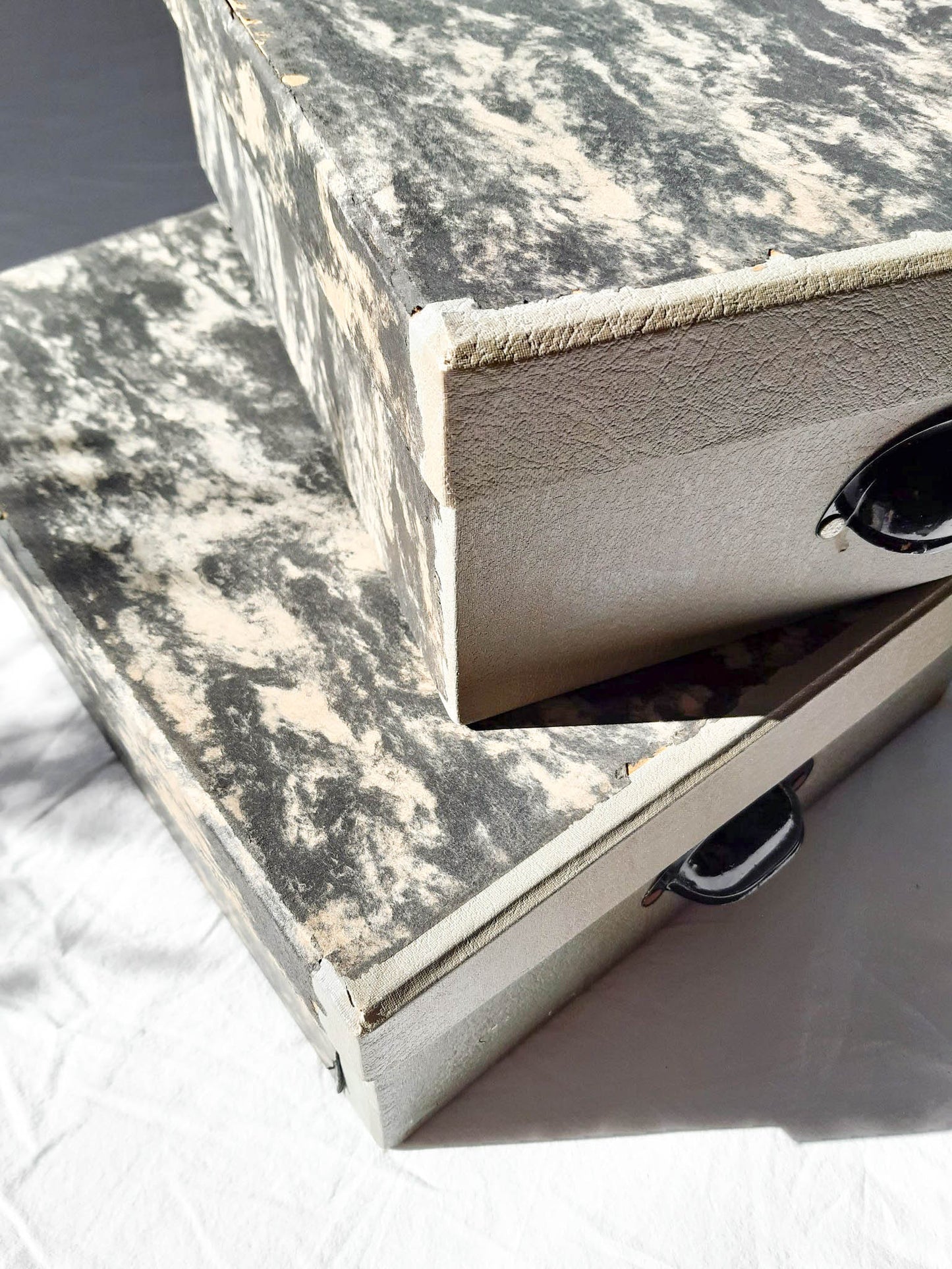 NEW IN! Vintage boxes