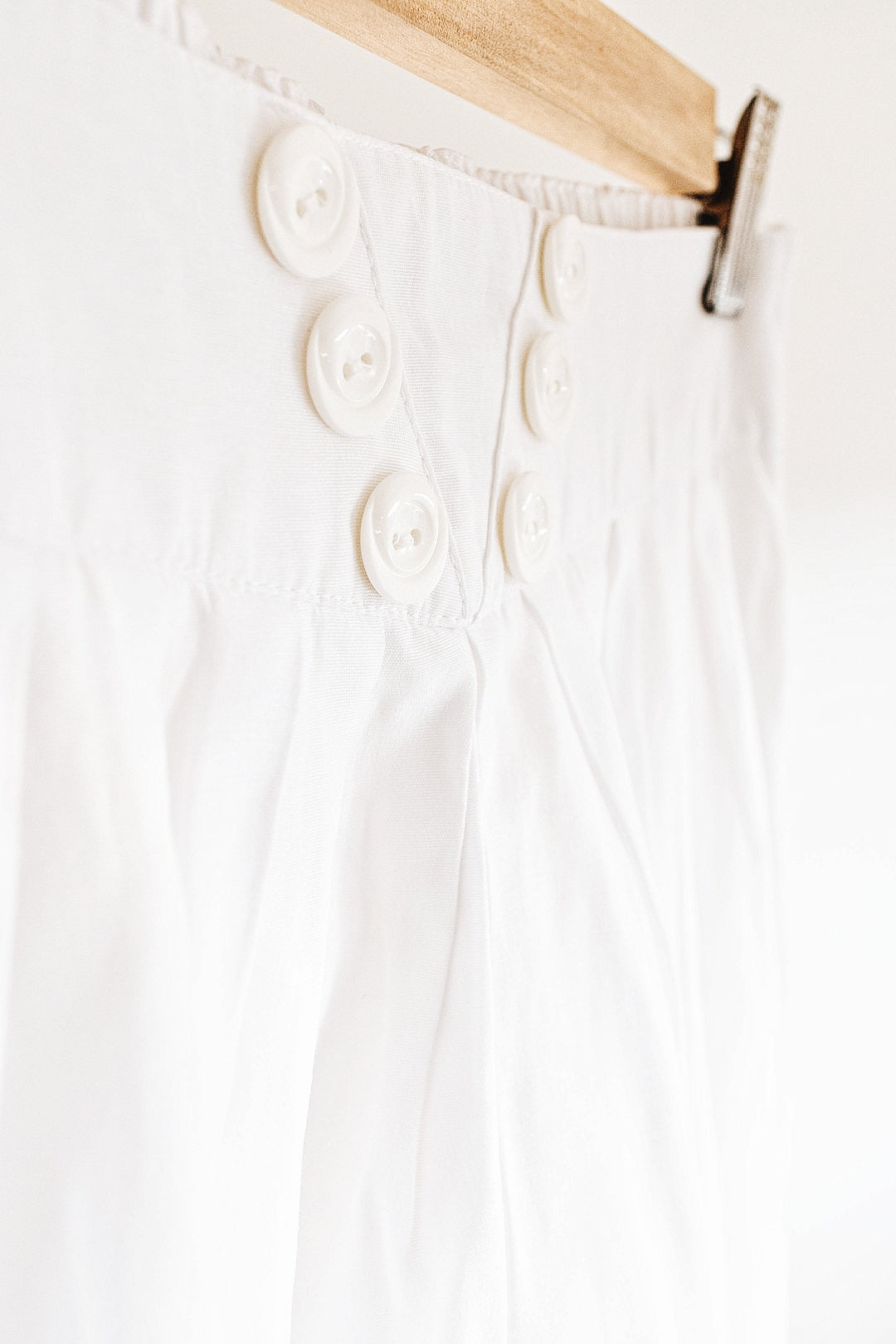 NEW IN! White pantalon