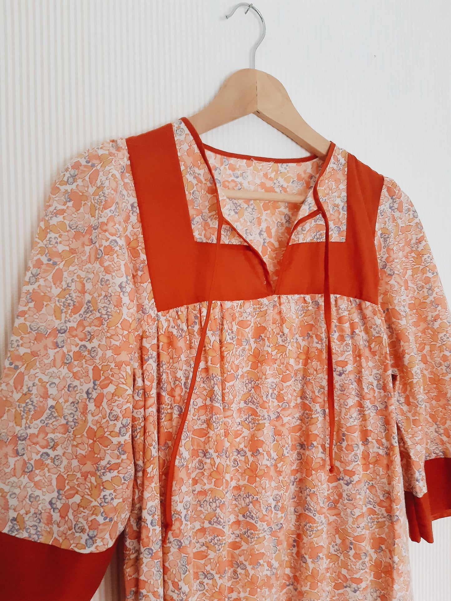 NEW IN! Vintage nightgown