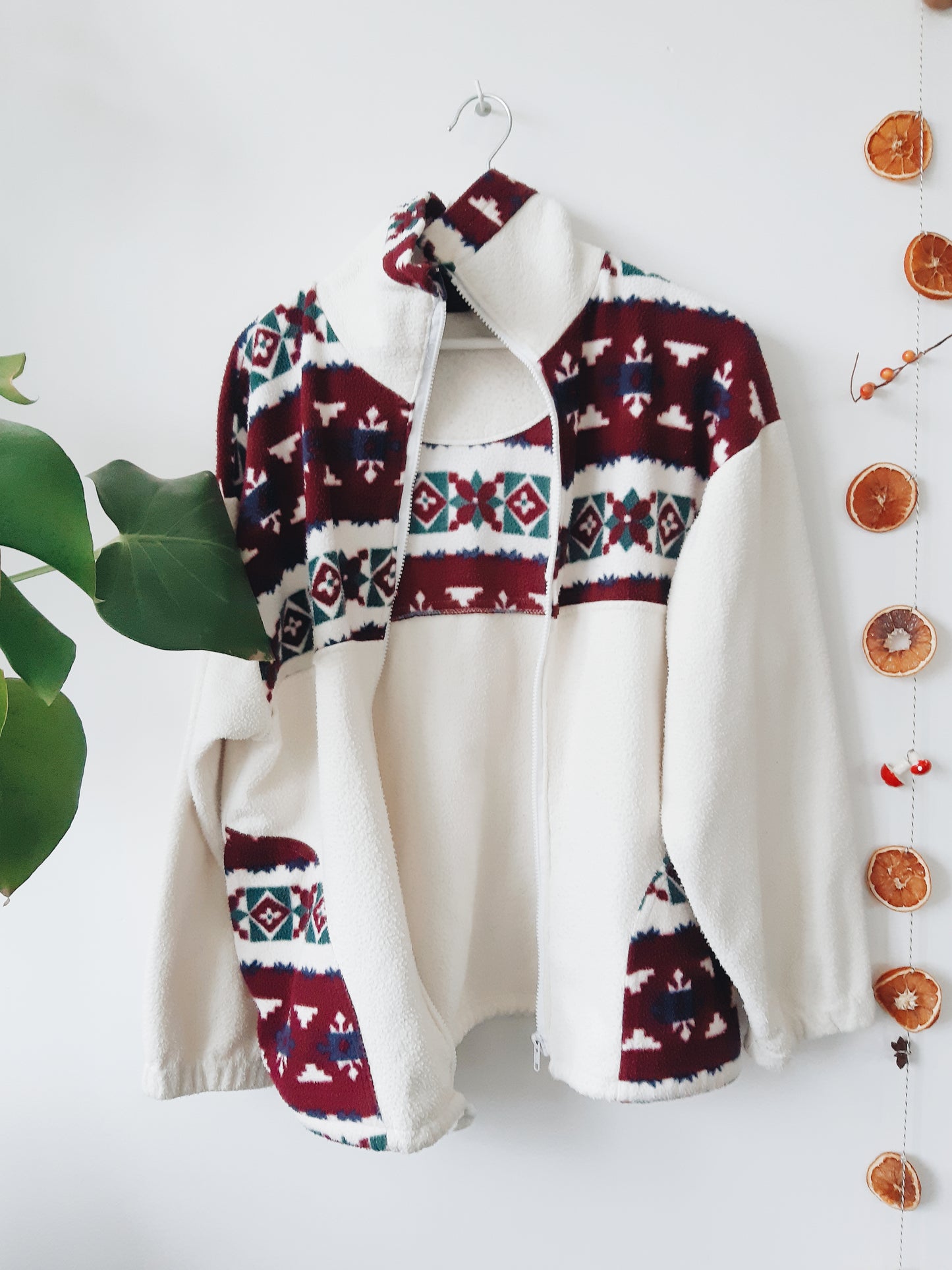 NEW IN! Vintage fleece