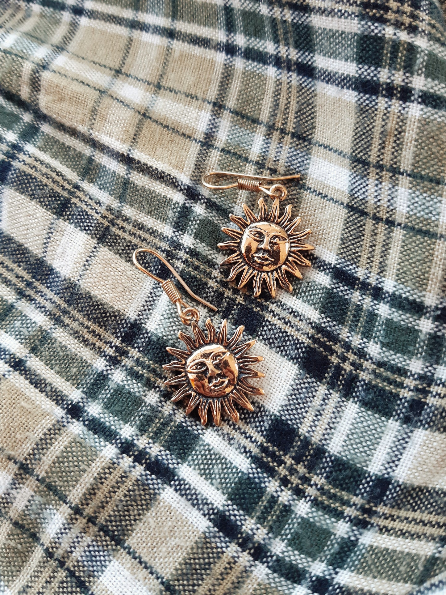 NEW IN! Sun earrings