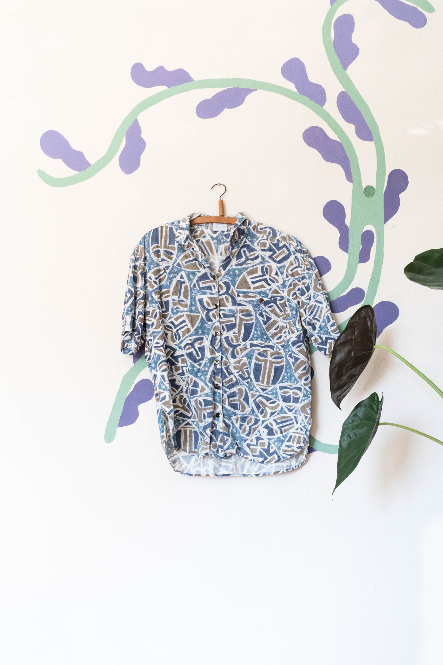 NEW IN! Vintage blouse