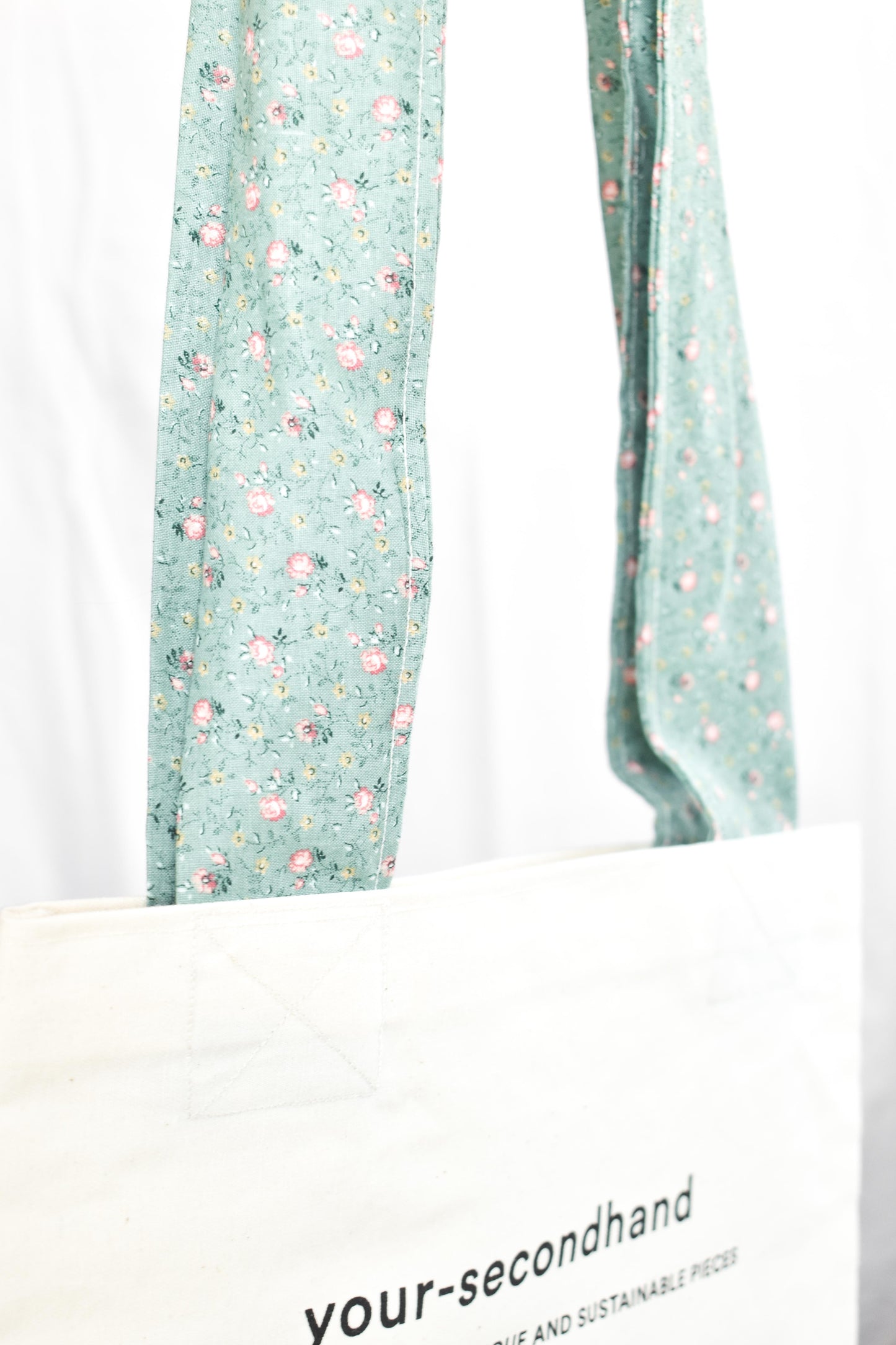 NEW IN! LIMITED EDITION Tote-bag