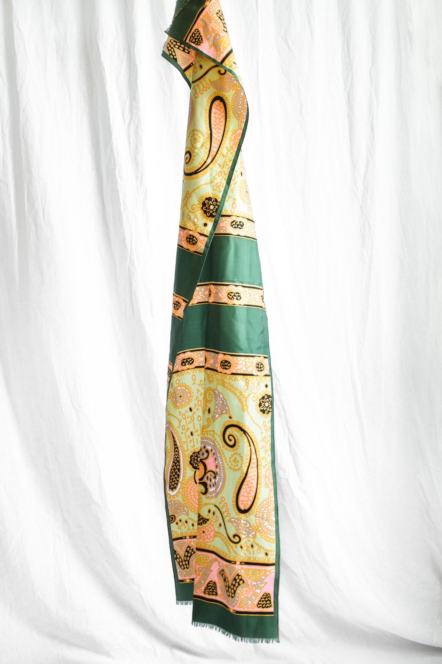 NEW IN! Scarf