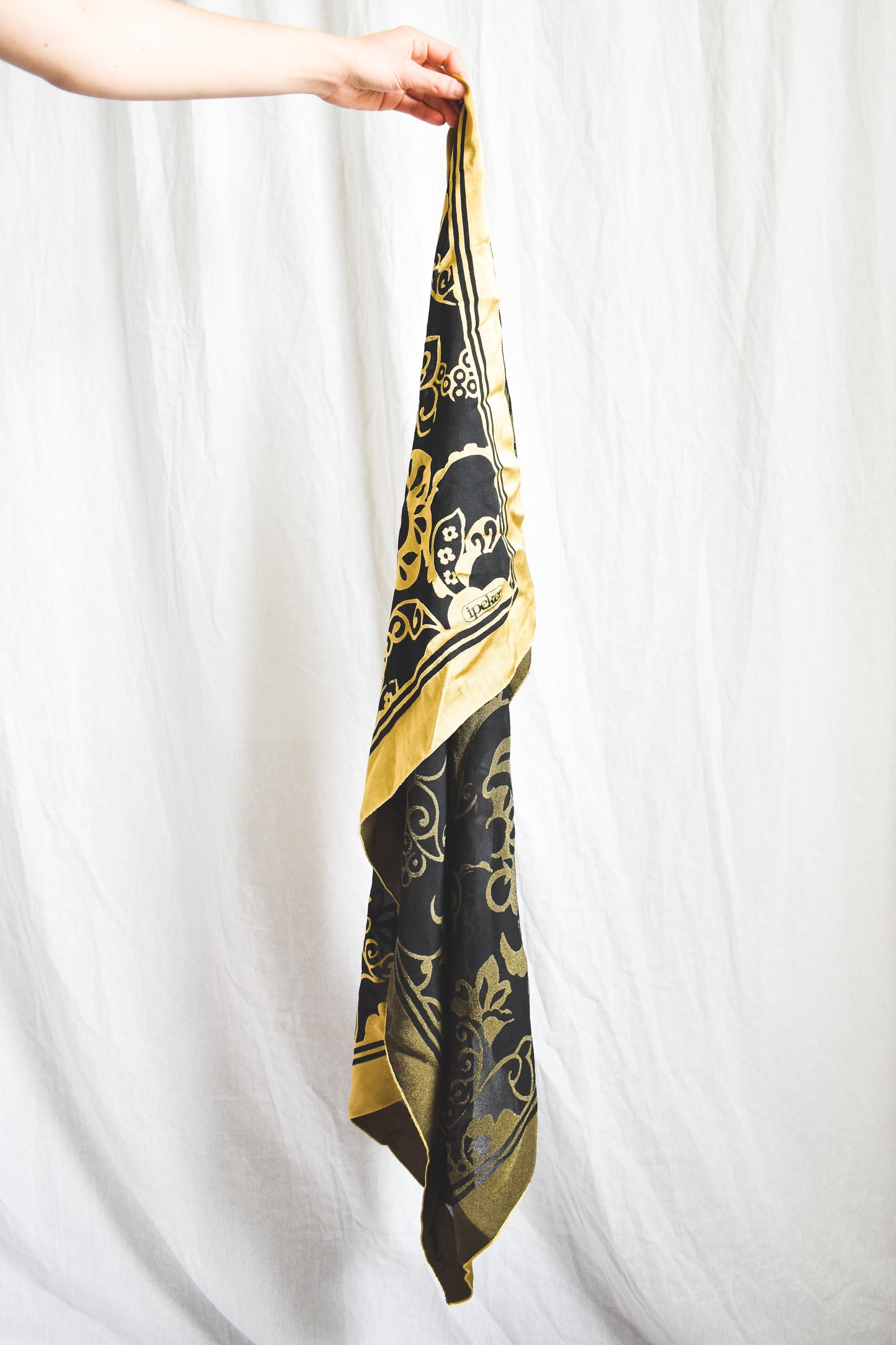 NEW IN! Scarf
