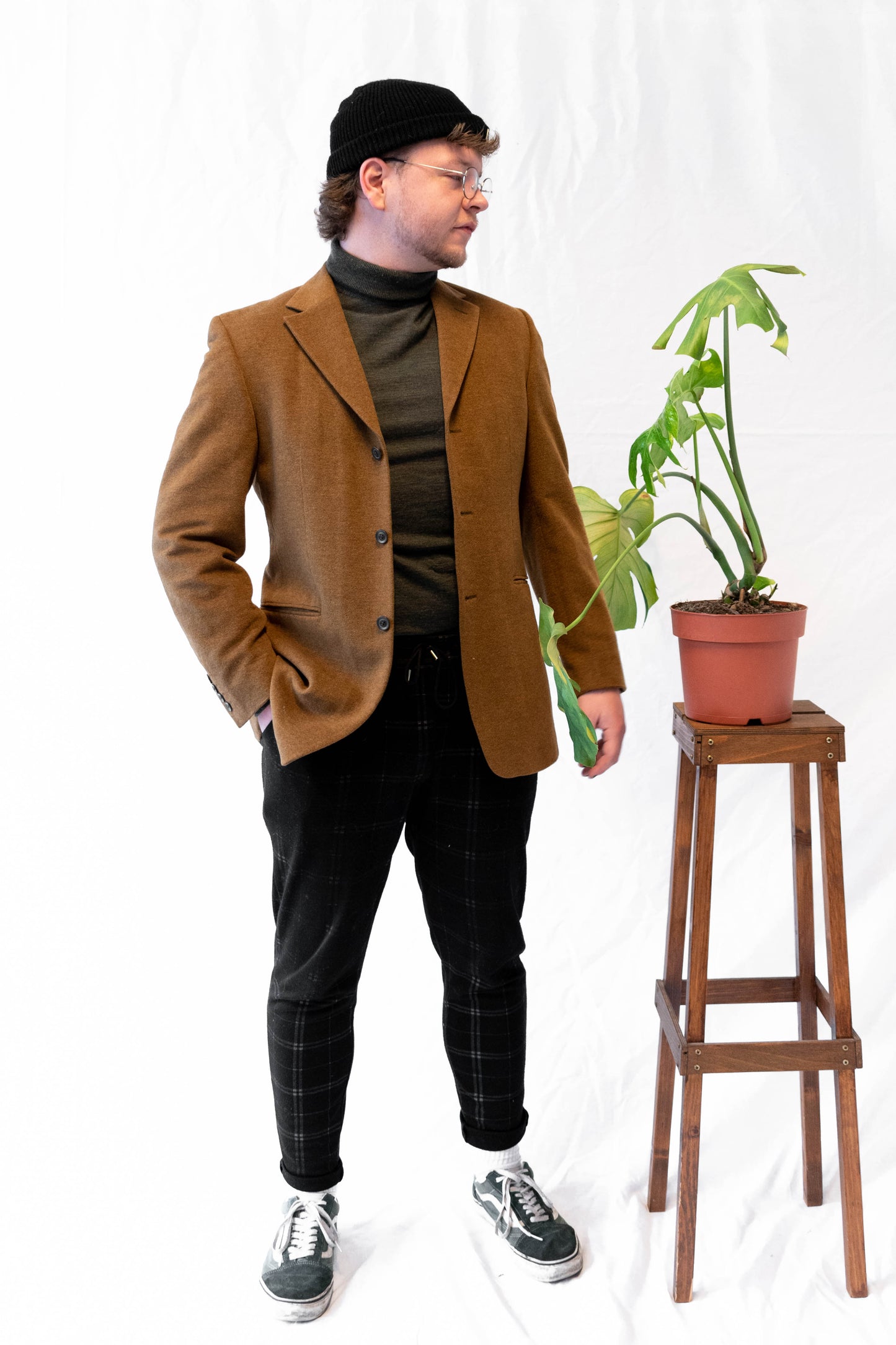 NEW IN! Brown blazer