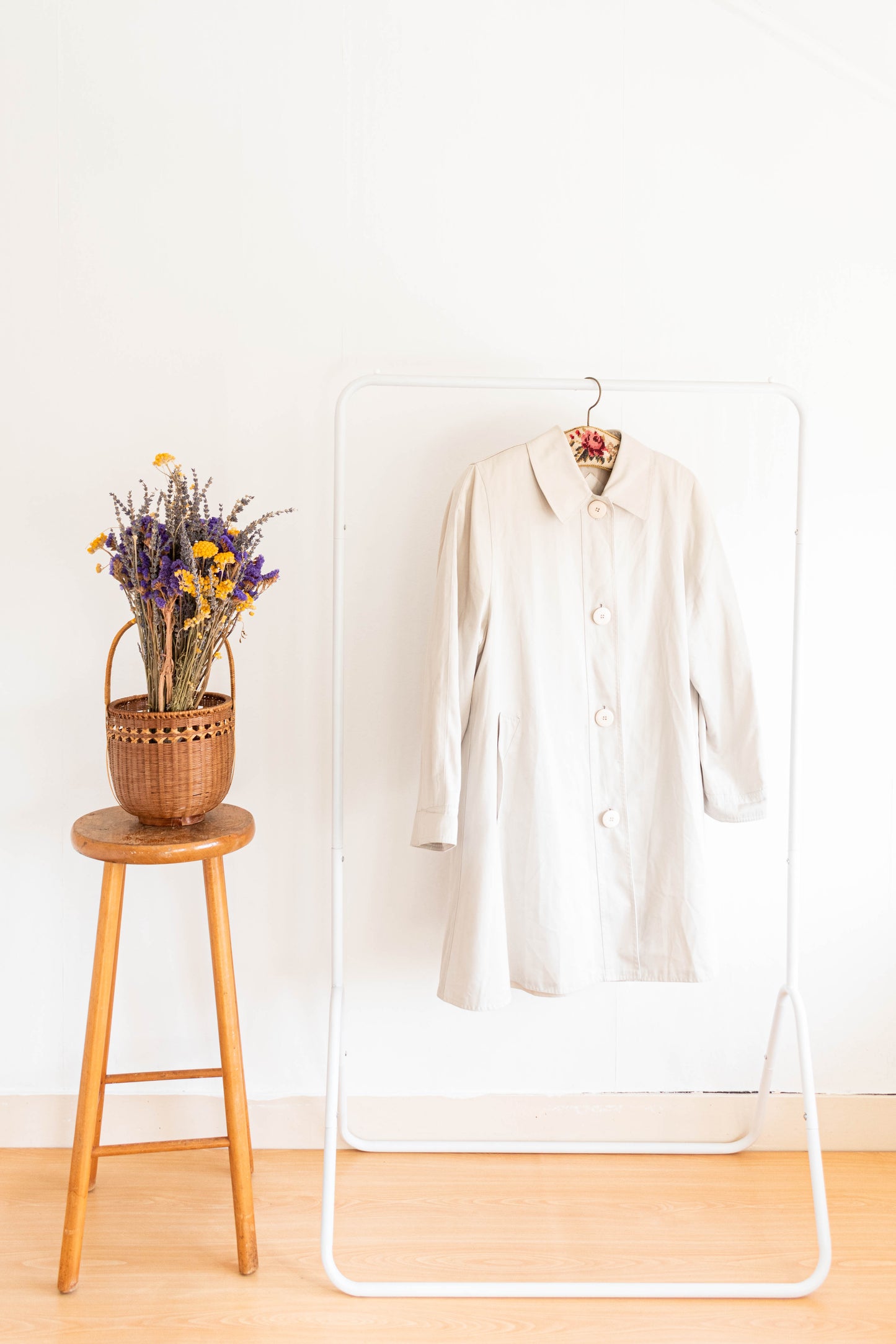 NEW IN! Trenchcoat