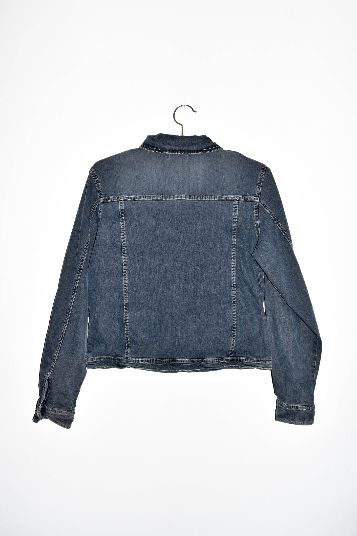 NEW IN! Denim jacket