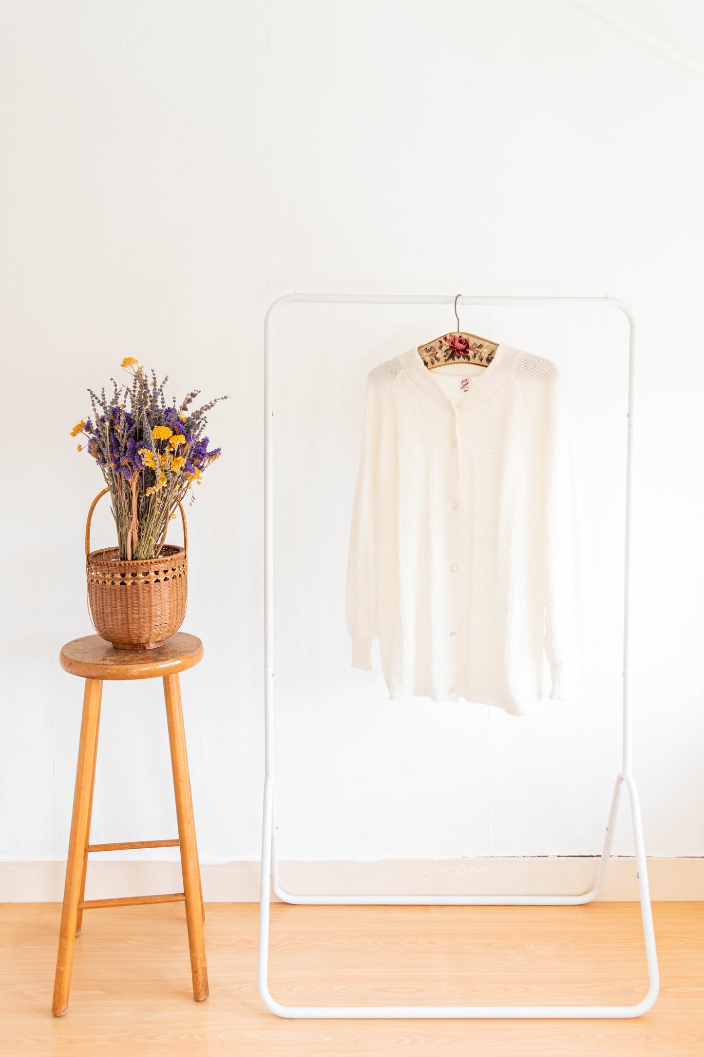 NEW IN! White vest