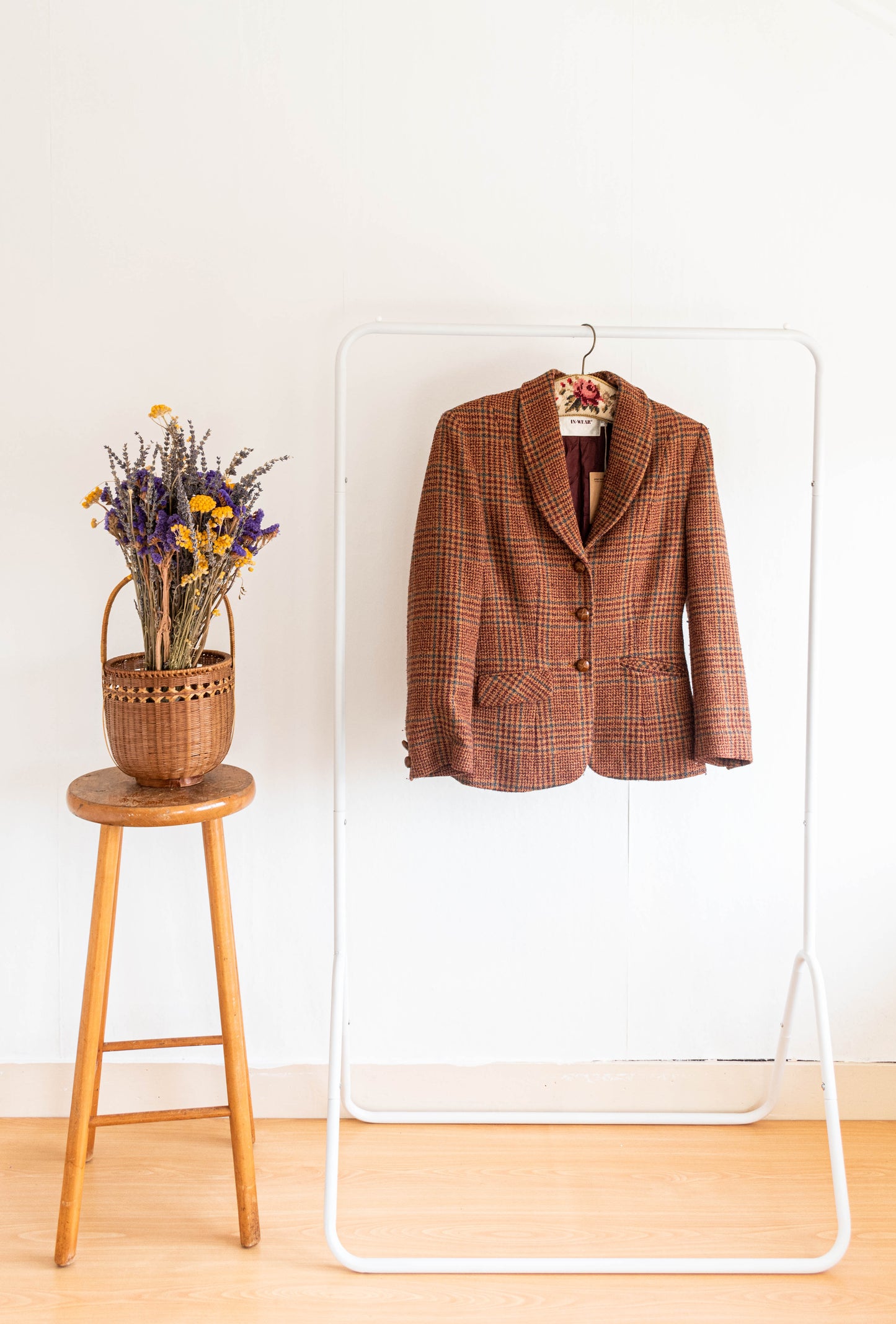 NEW IN! Brown colbert