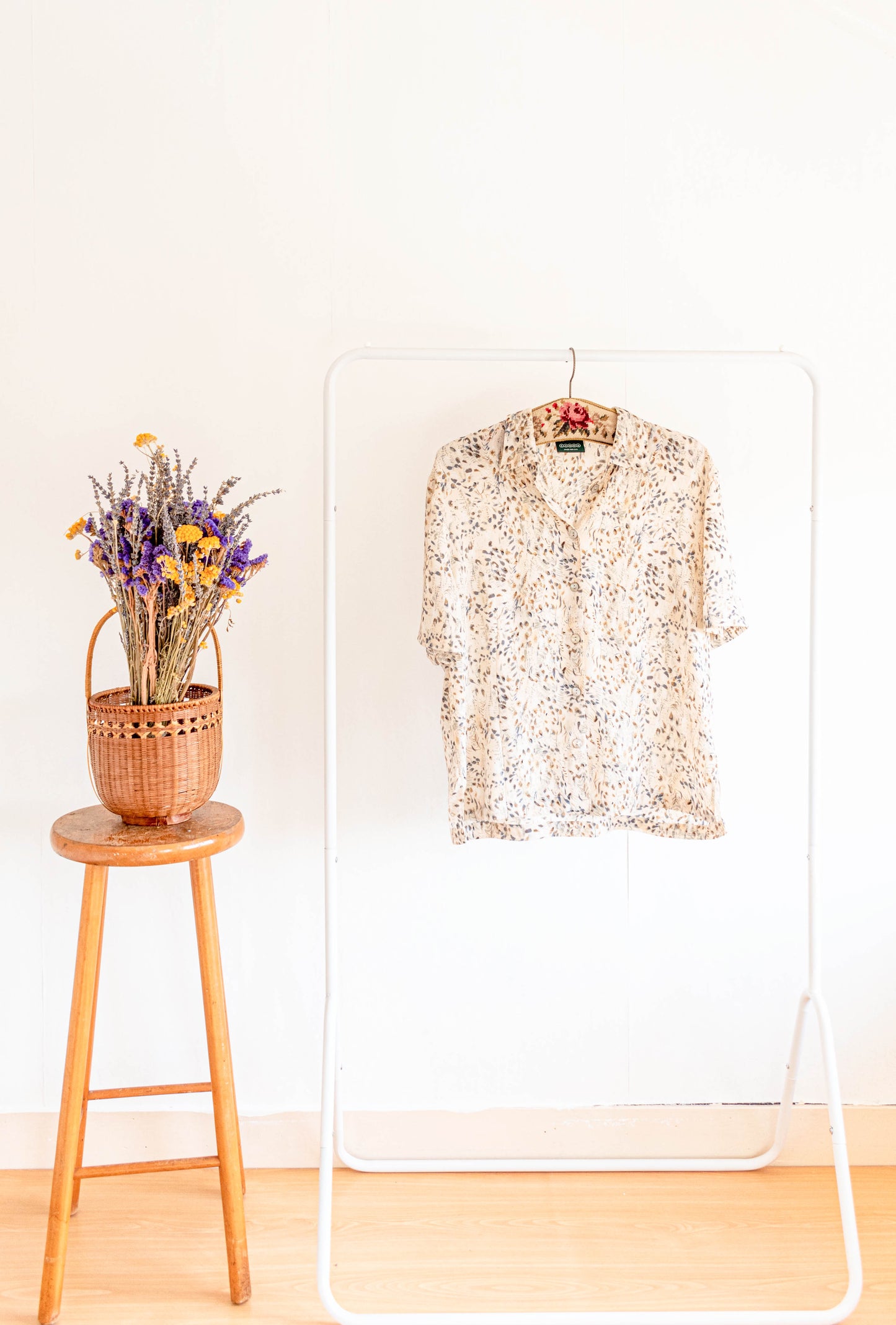 NEW IN! Vintage blouse