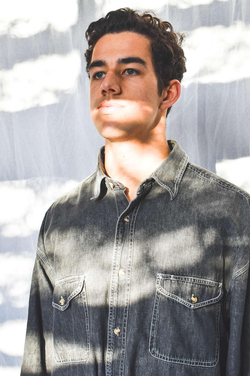 NEW IN! Grey denim shirt