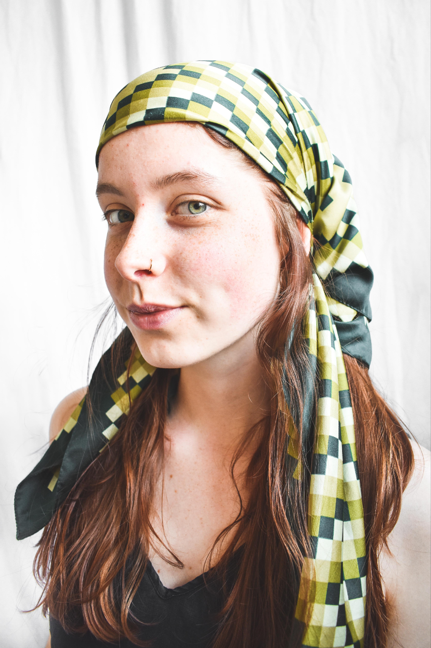 NEW IN! Green scarf