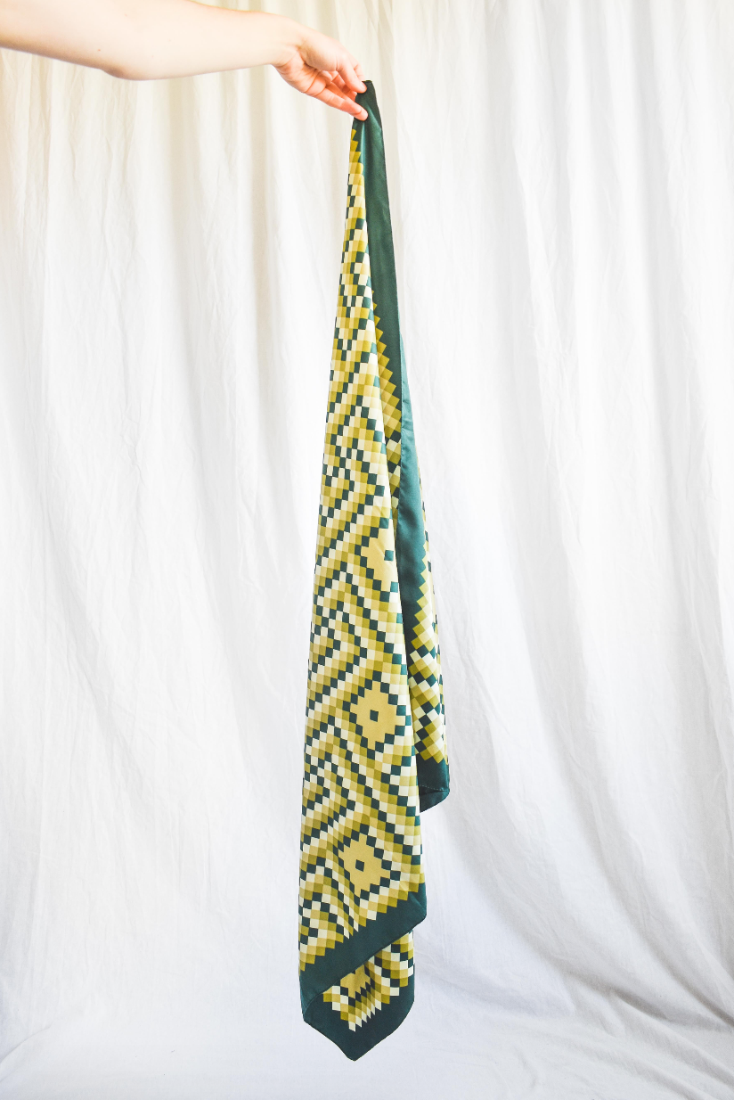 NEW IN! Green scarf