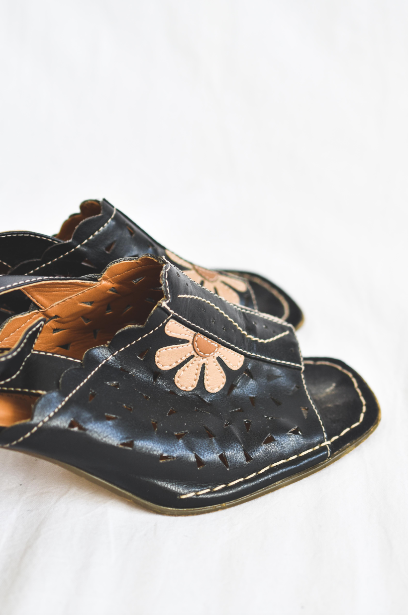 NEW IN! Sixties sandals