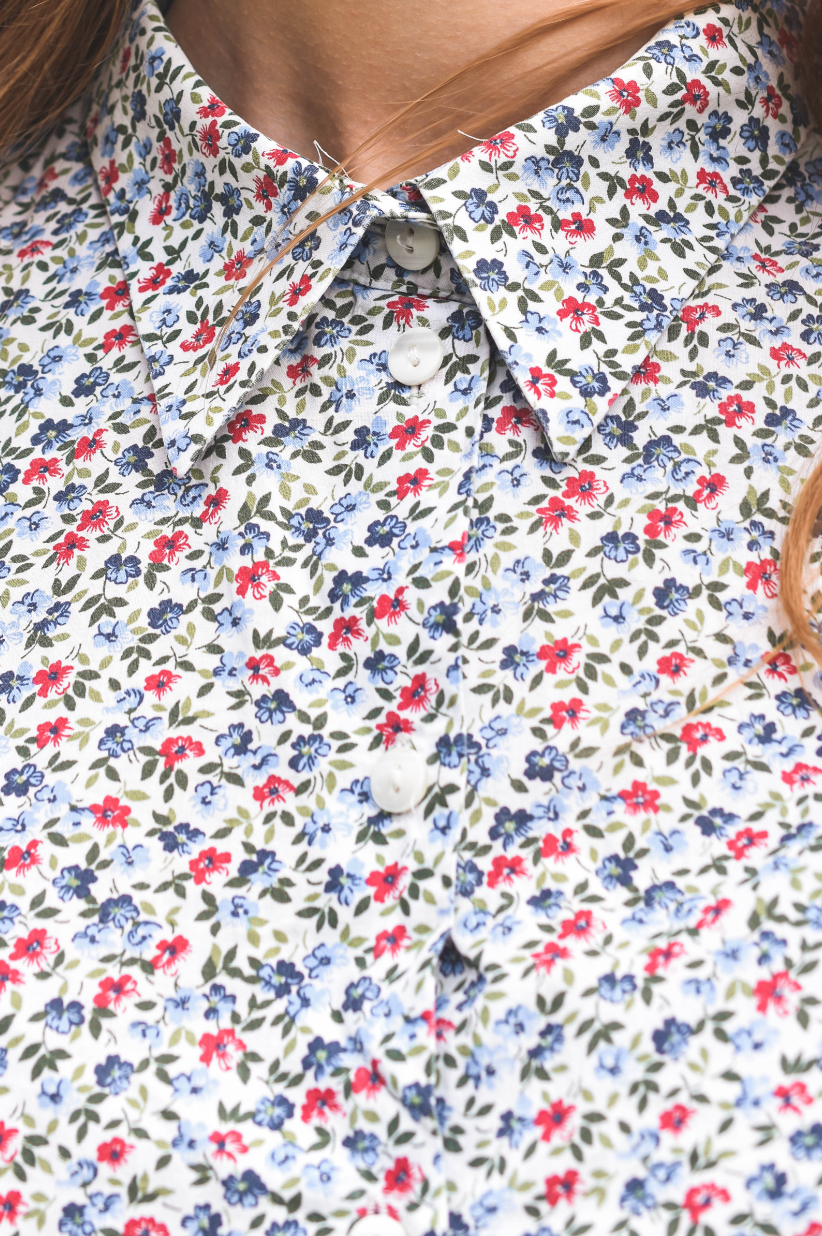 NEW IN! Flower blouse