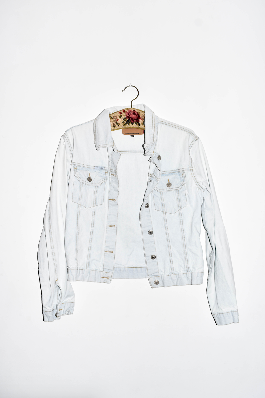 NEW IN! Light denim jacket