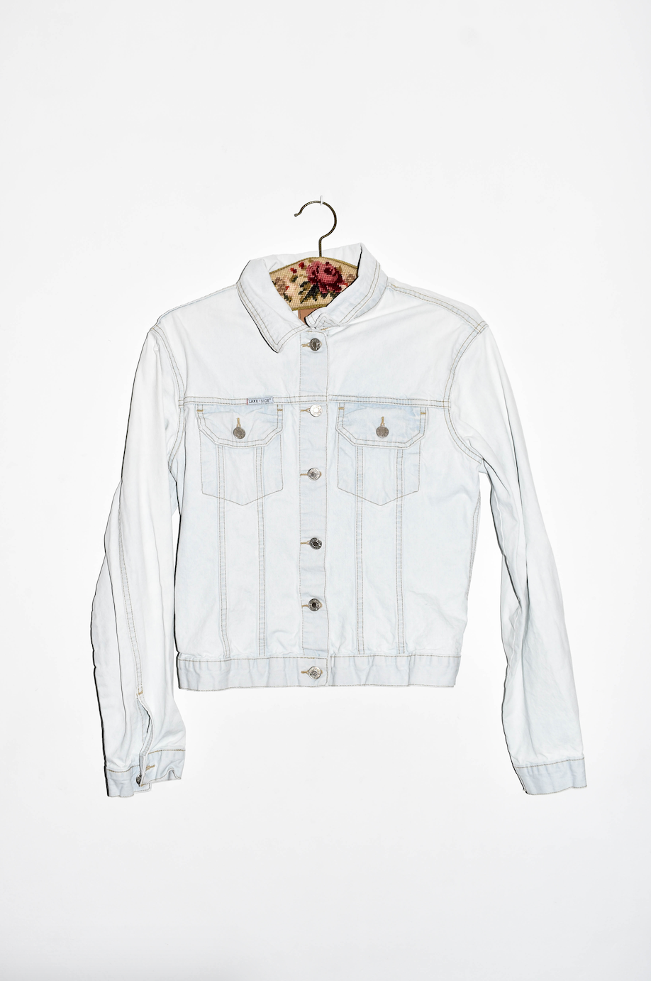 NEW IN! Light denim jacket