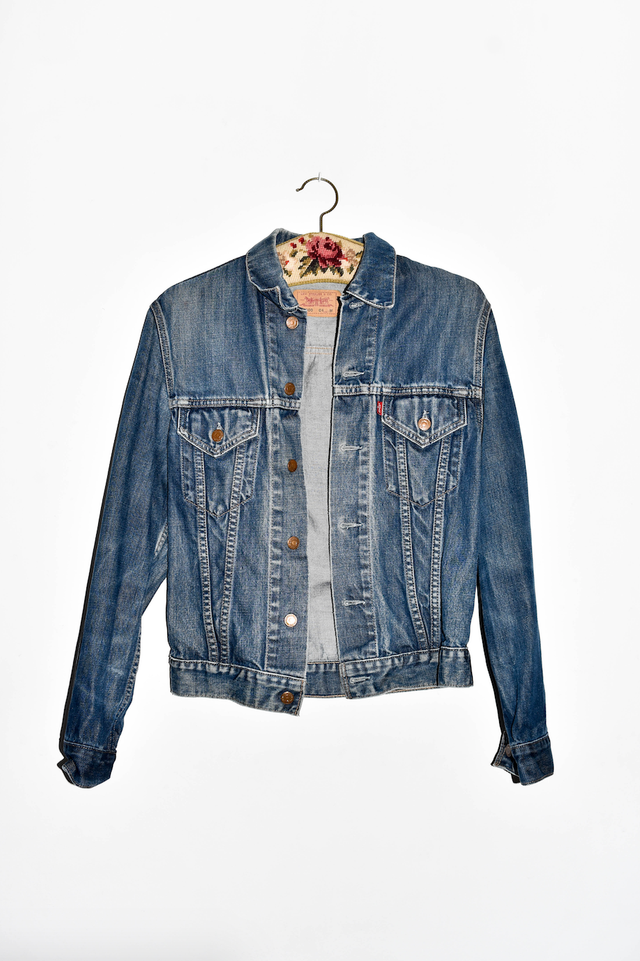 NEW IN! Levi's jacket