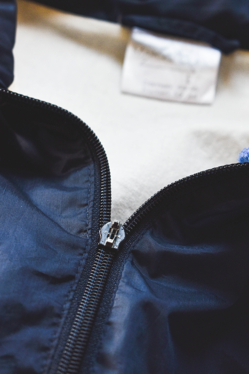 NEW IN! Windbreaker