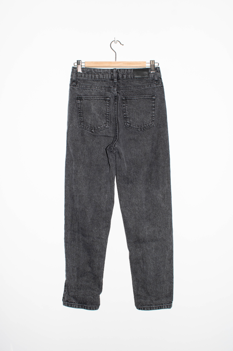 NEW IN! BDG mom jeans