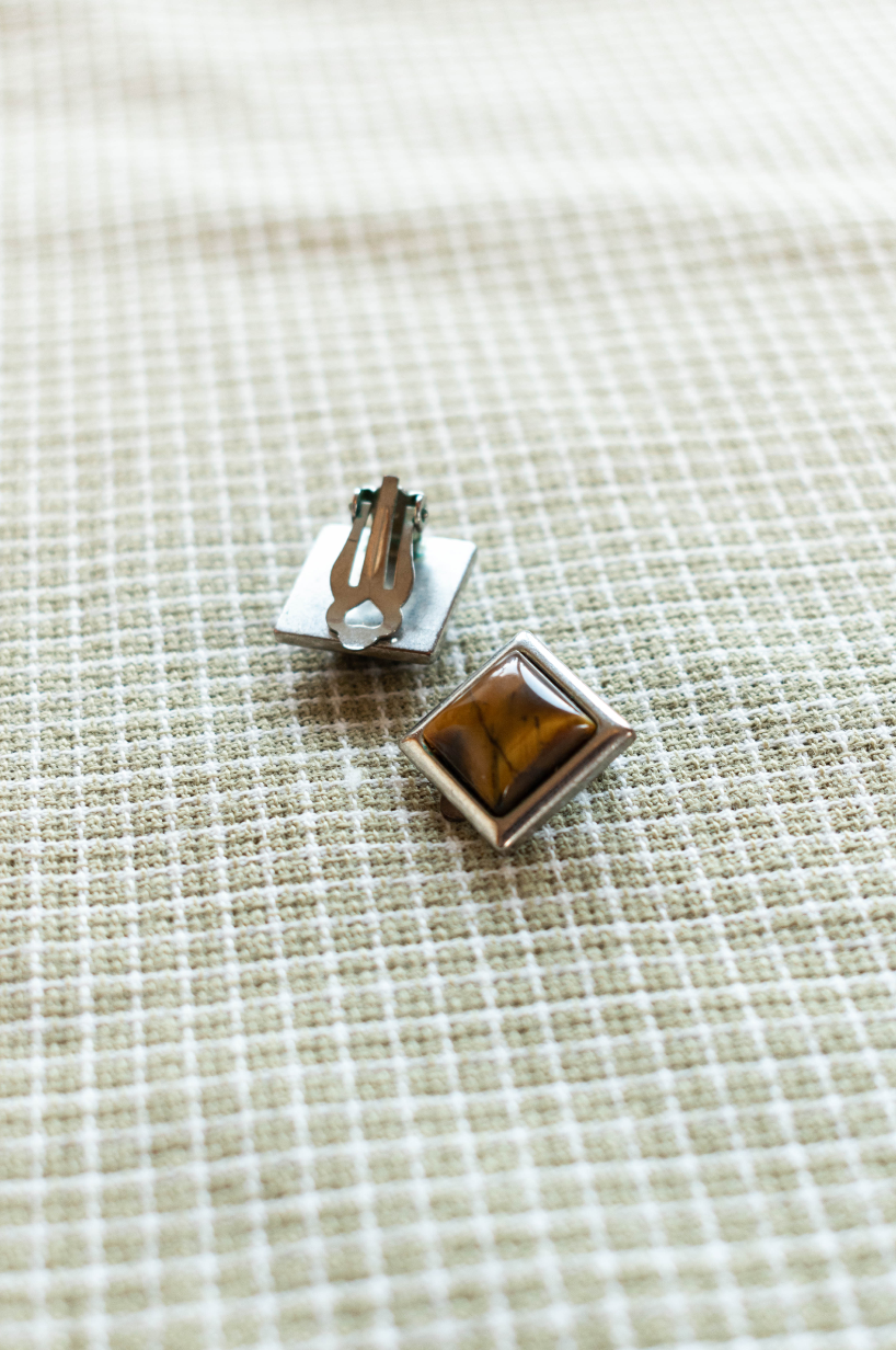 NEW IN! Tiger eye earrings
