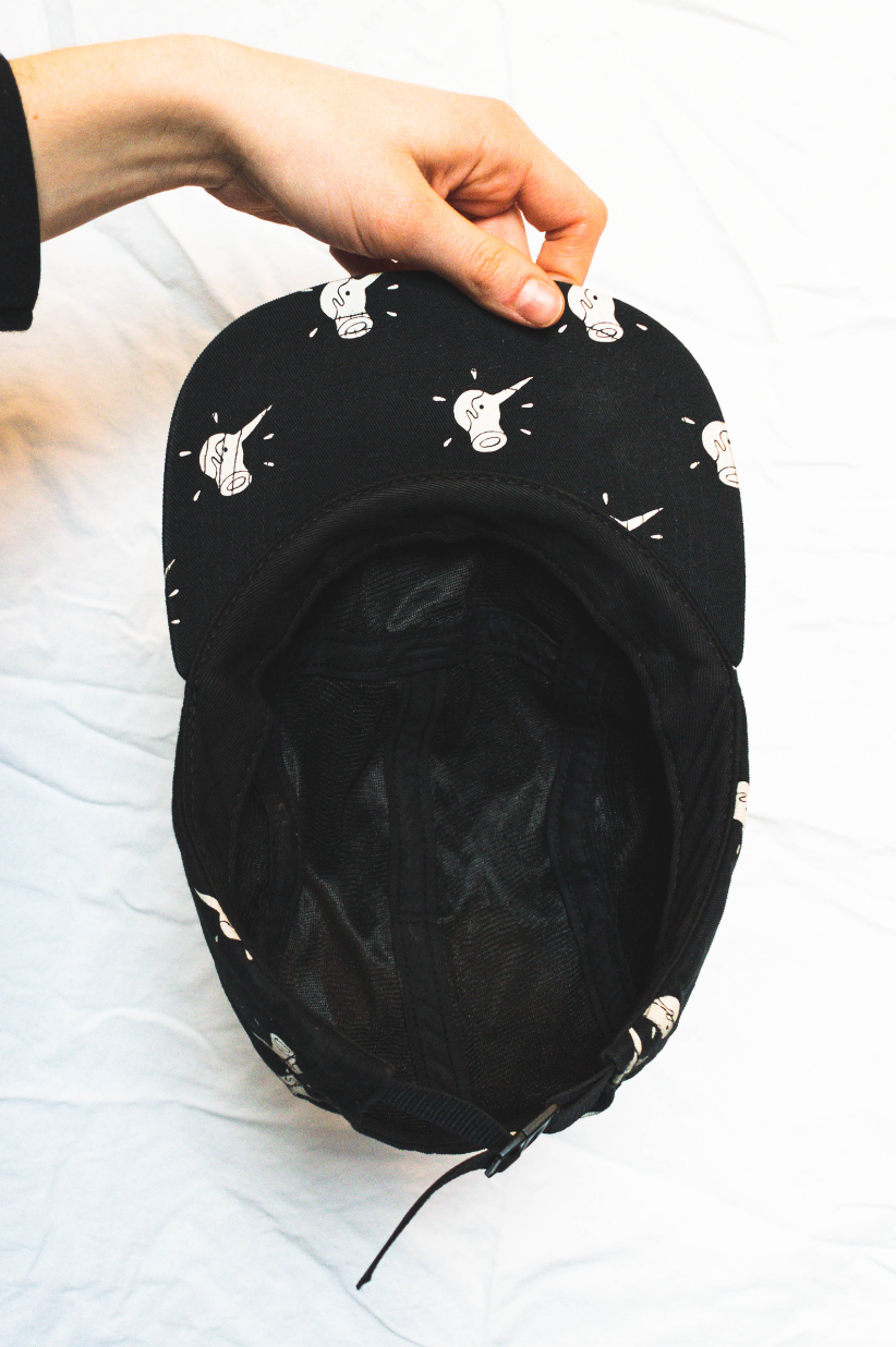 NEW IN! By Parra cap