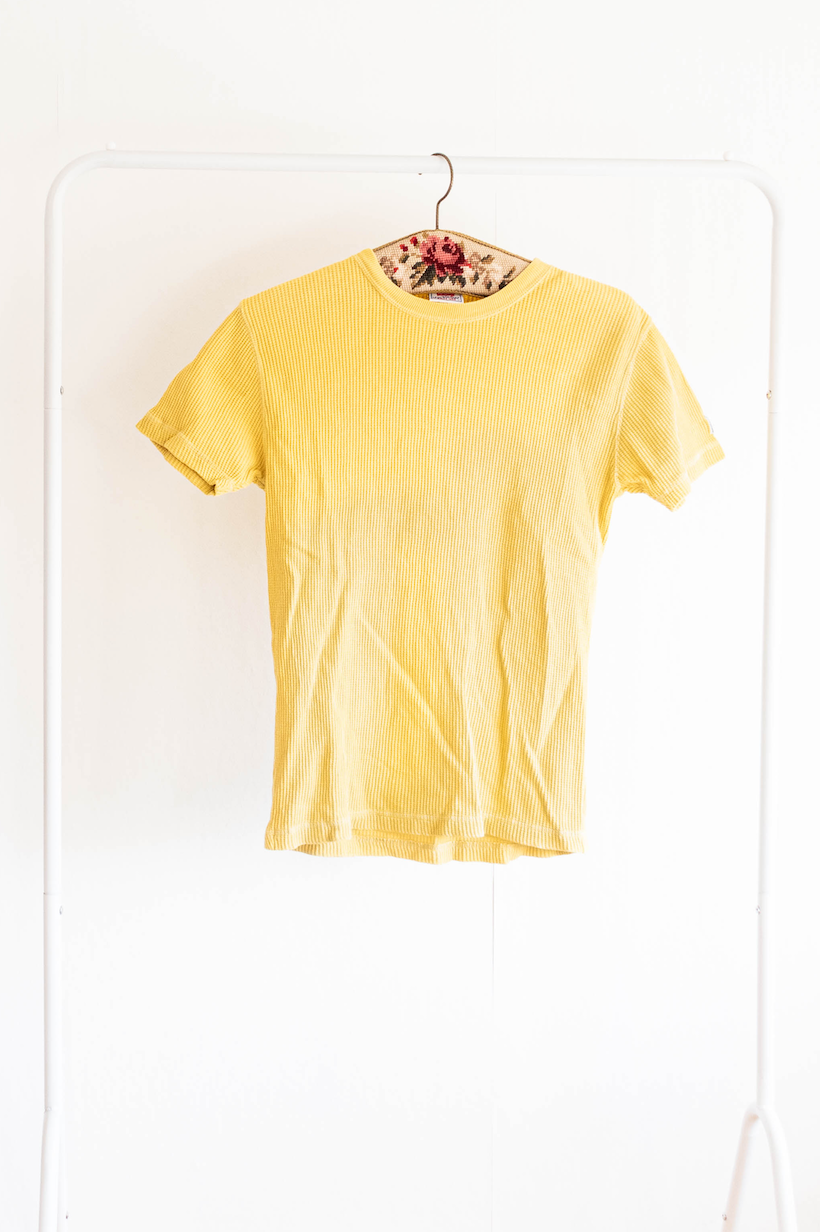 NEW IN! Levi's tee