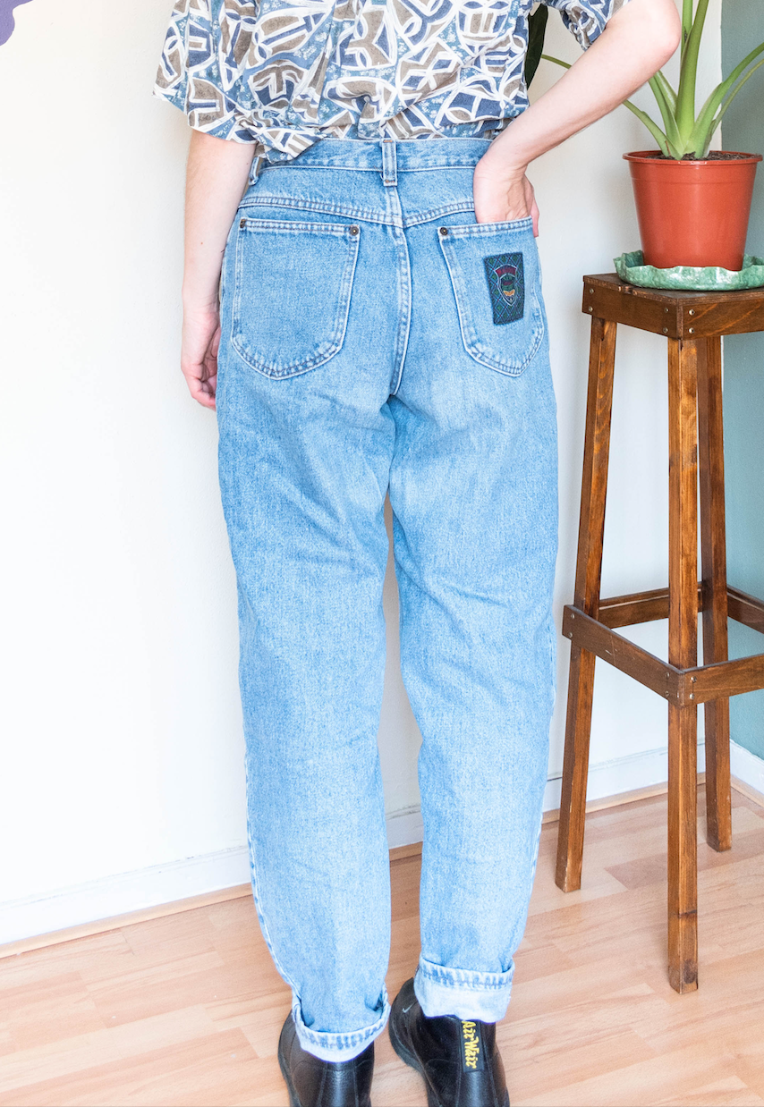 NEW IN! Momjeans