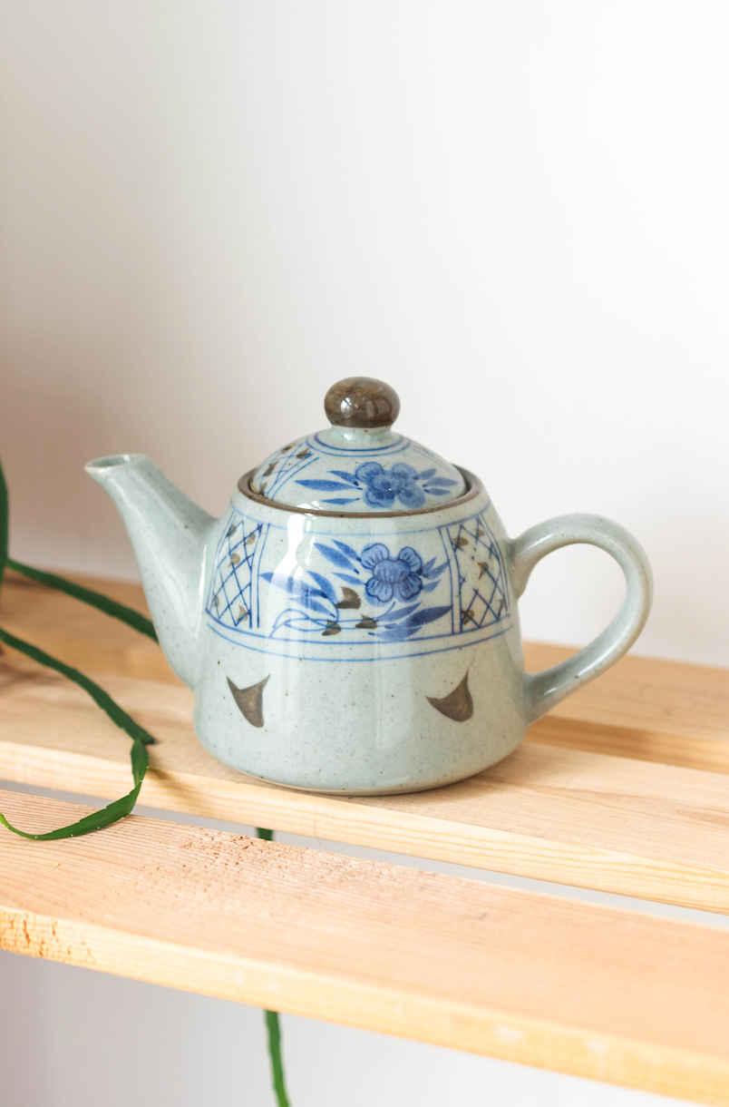 NEW IN! Teapot
