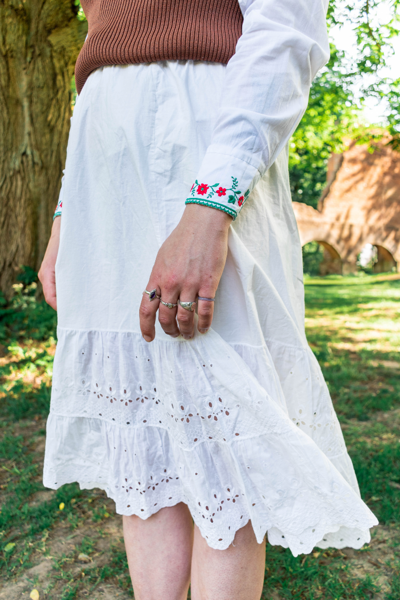 NEW IN! White skirt