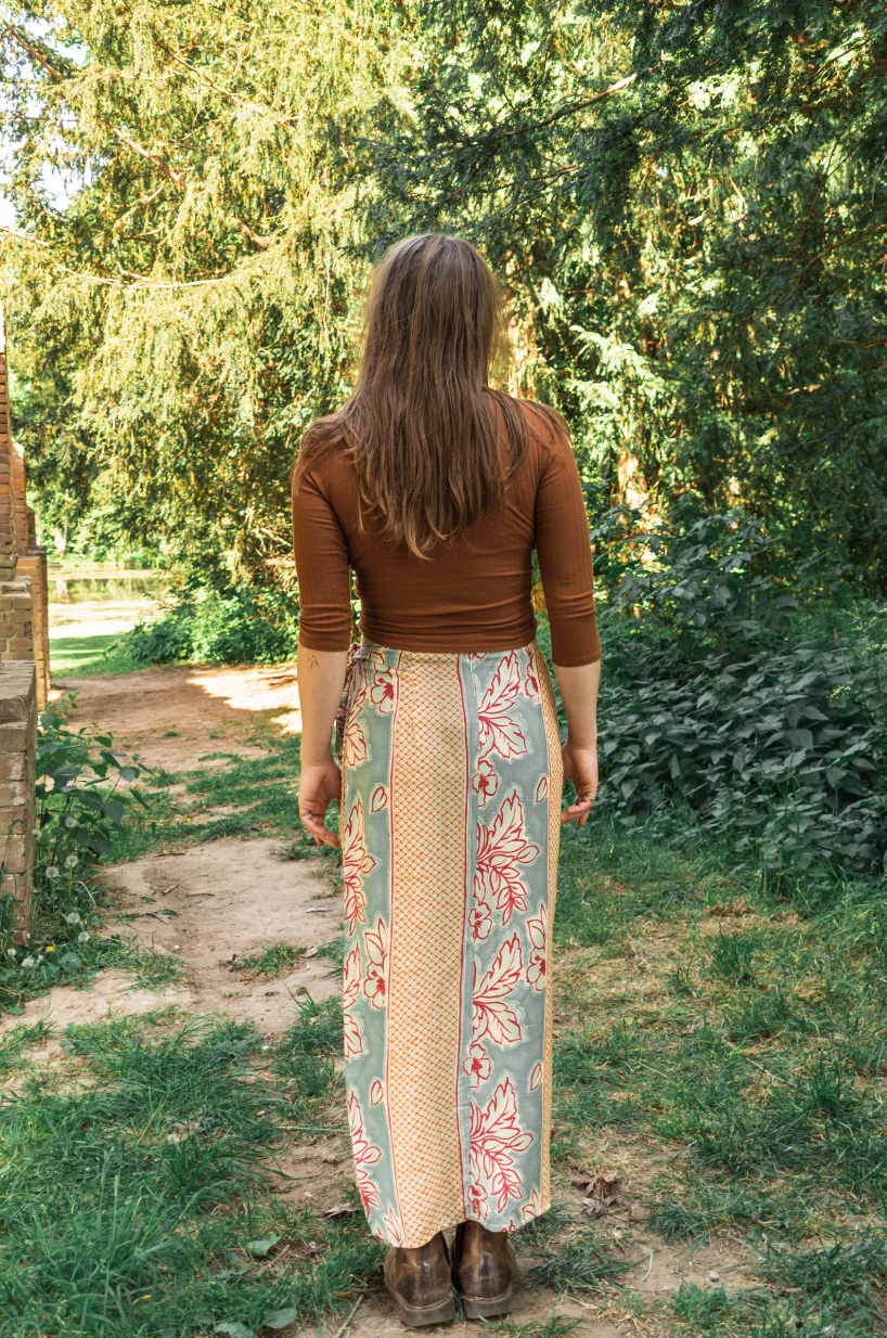 NEW IN! Brown croptop