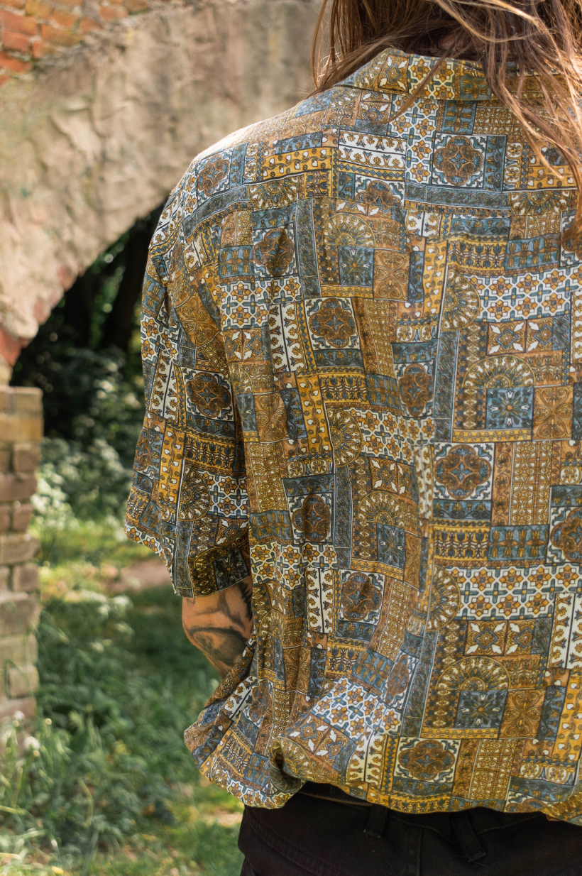 NEW IN! Vintage blouse