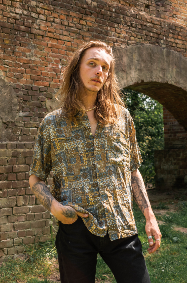 NEW IN! Vintage blouse