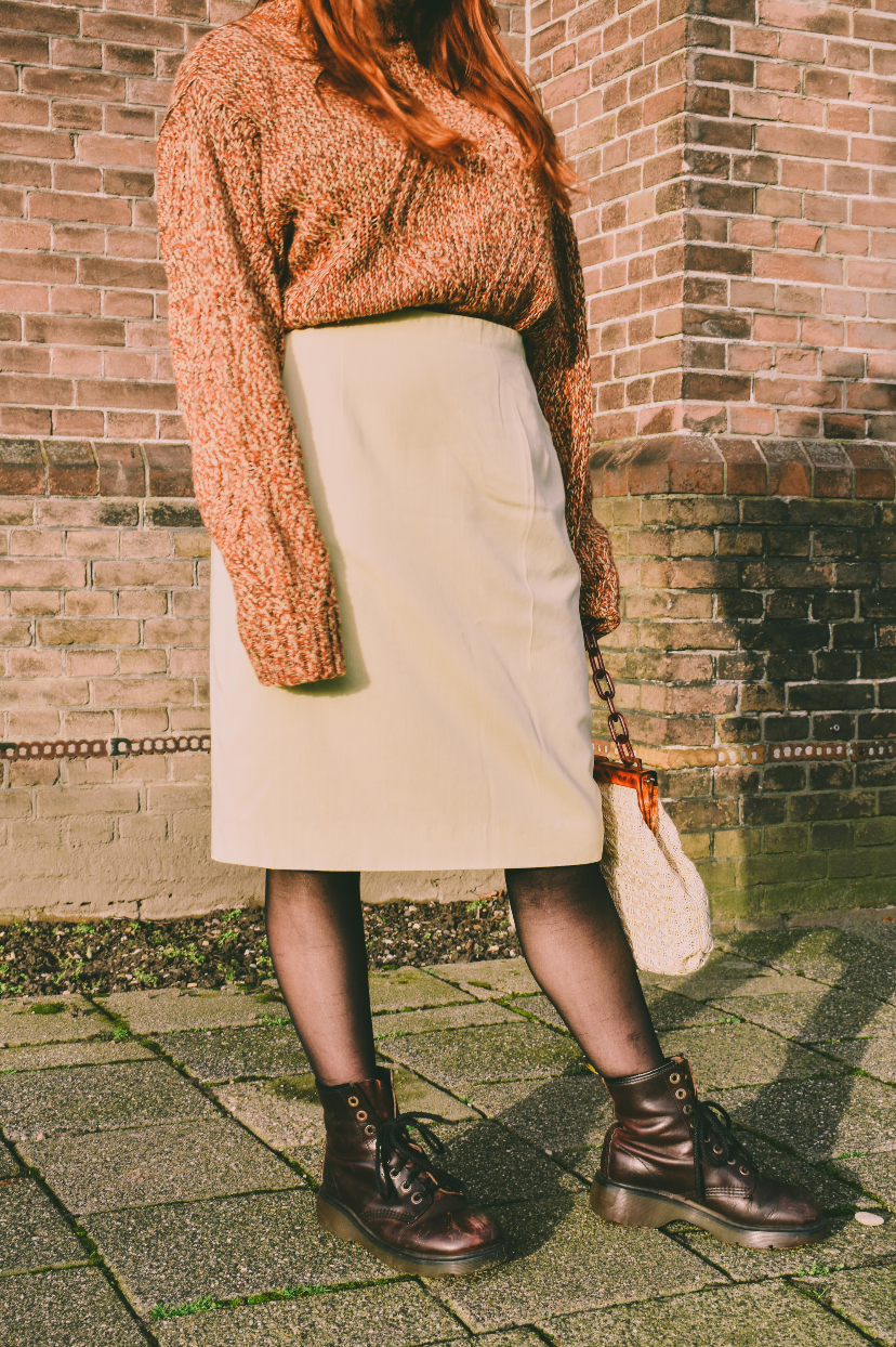NEW IN! Yellow-ish skirt