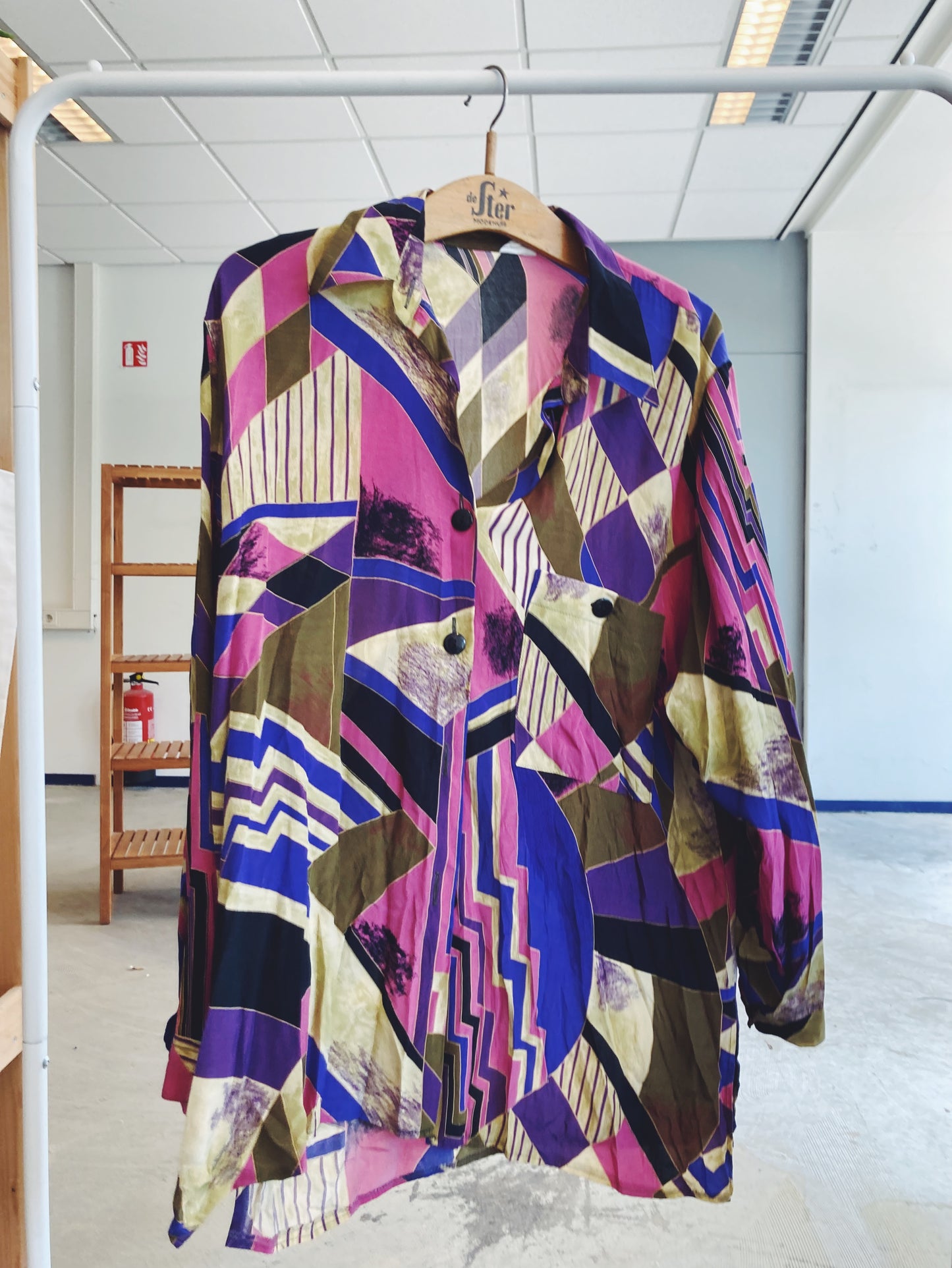 NEW IN! Vintage blouse