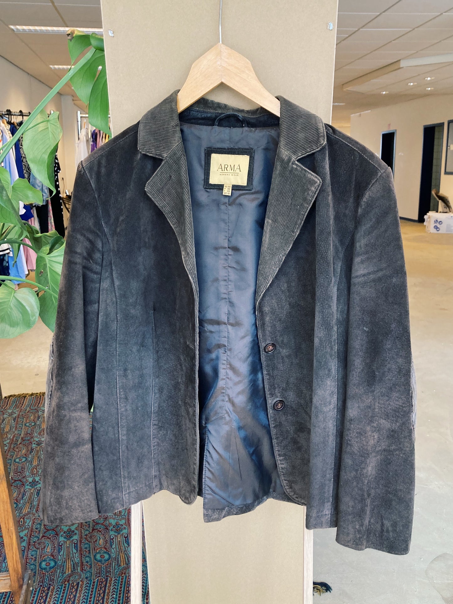 NEW IN! Blazer