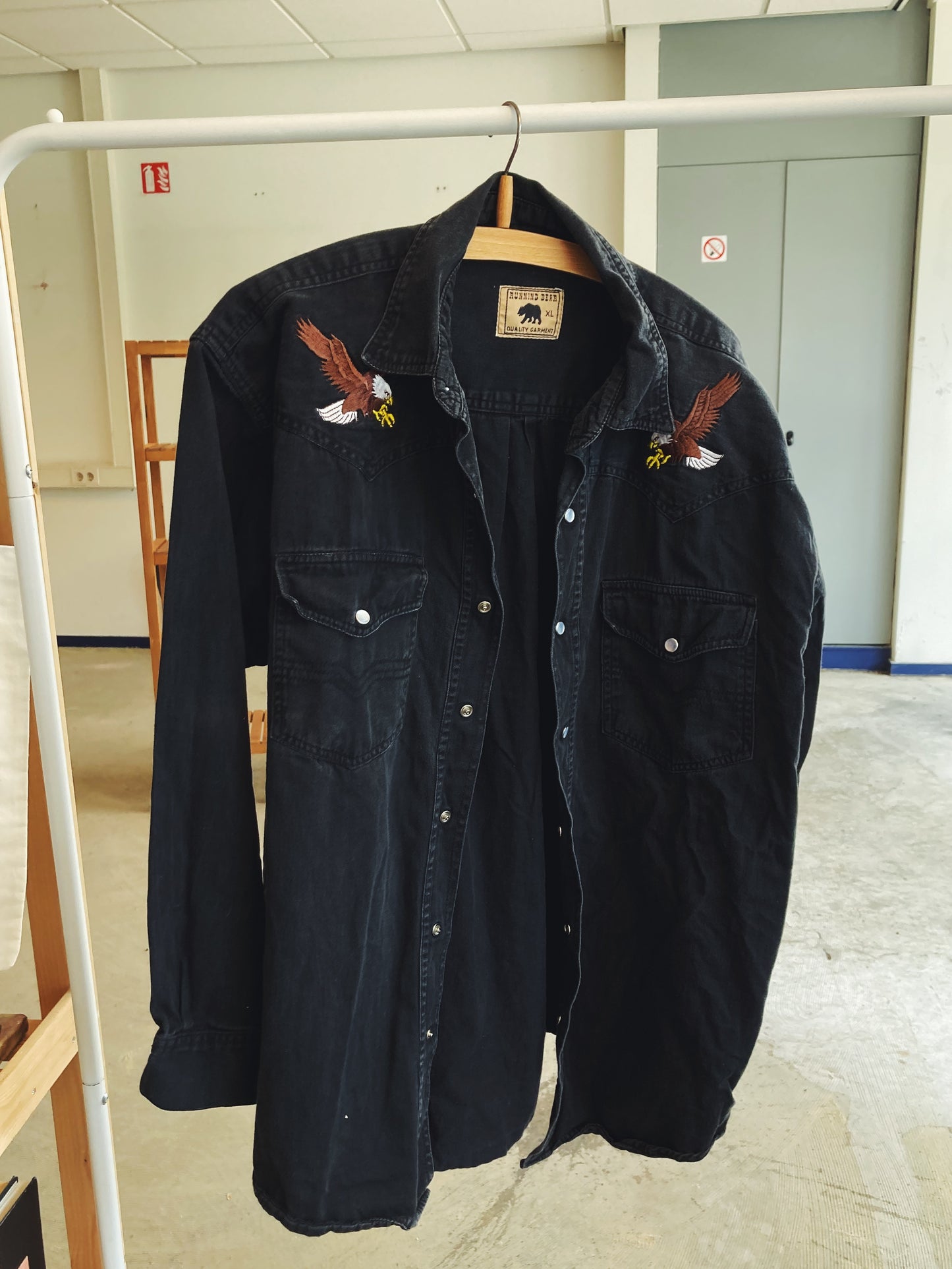 NEW IN! Eagle blouse