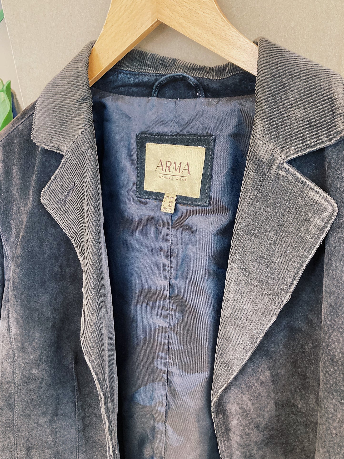 NEW IN! Blazer