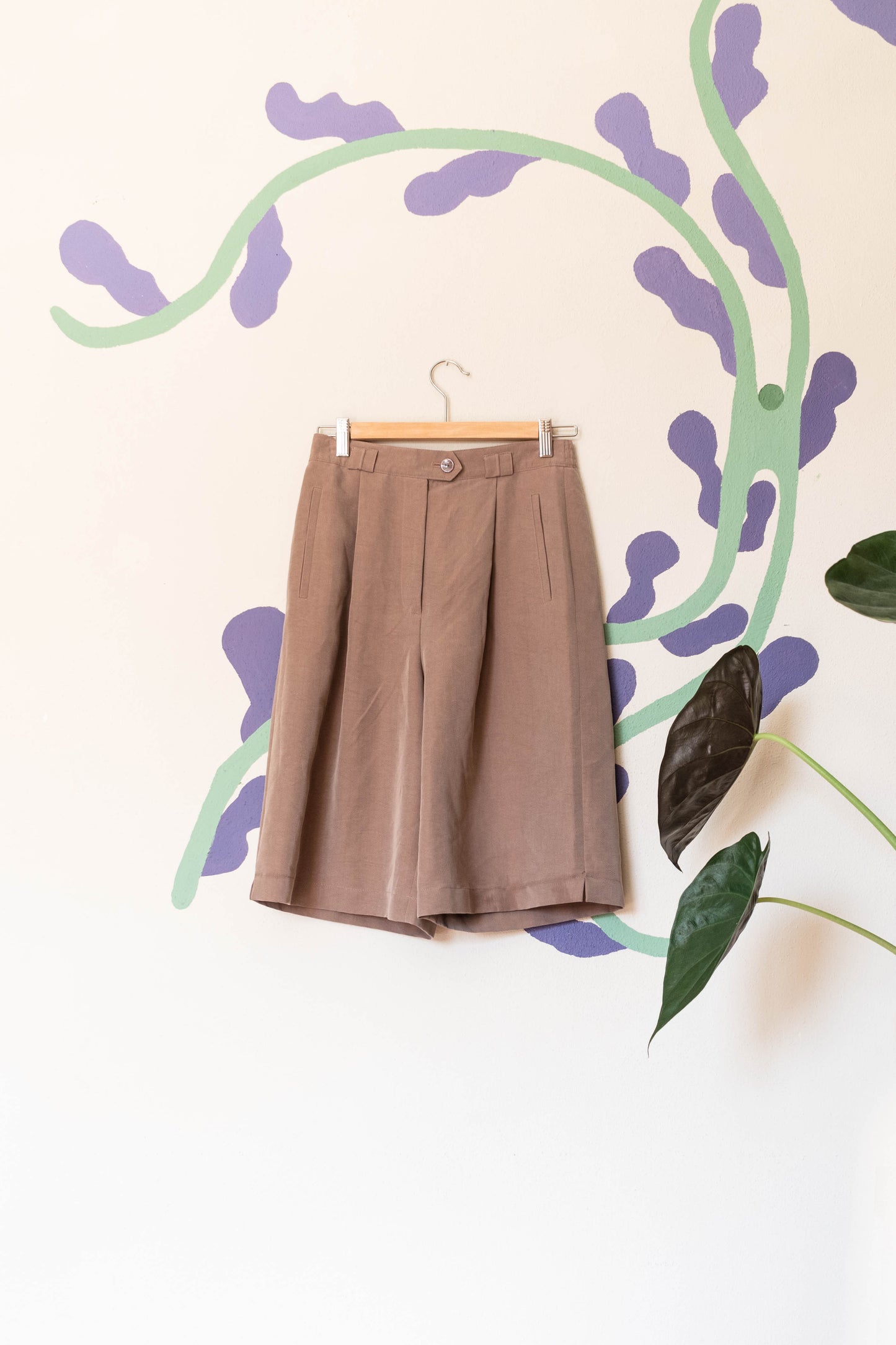 NEW IN! Light brown shorts