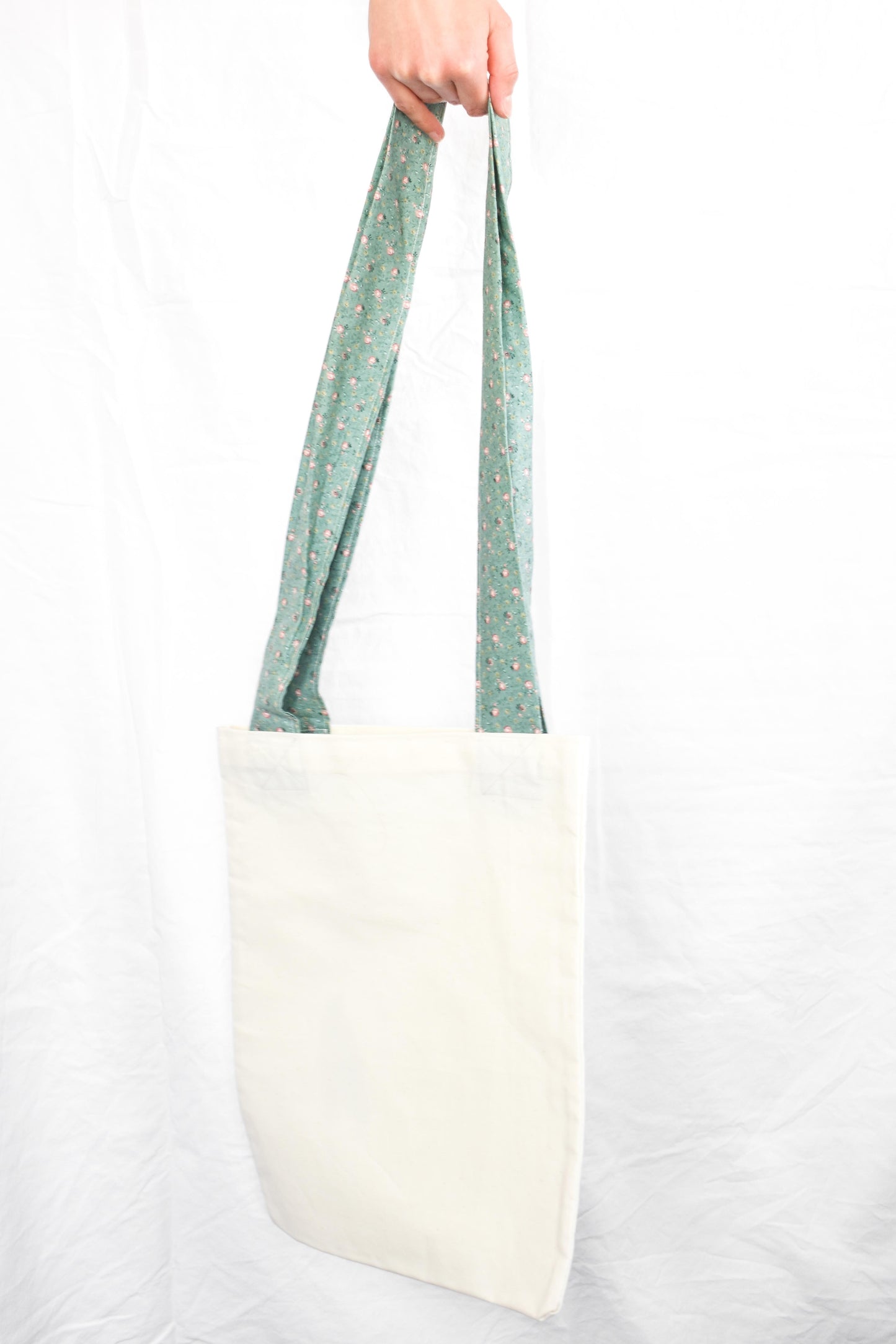 NEW IN! LIMITED EDITION Tote-bag