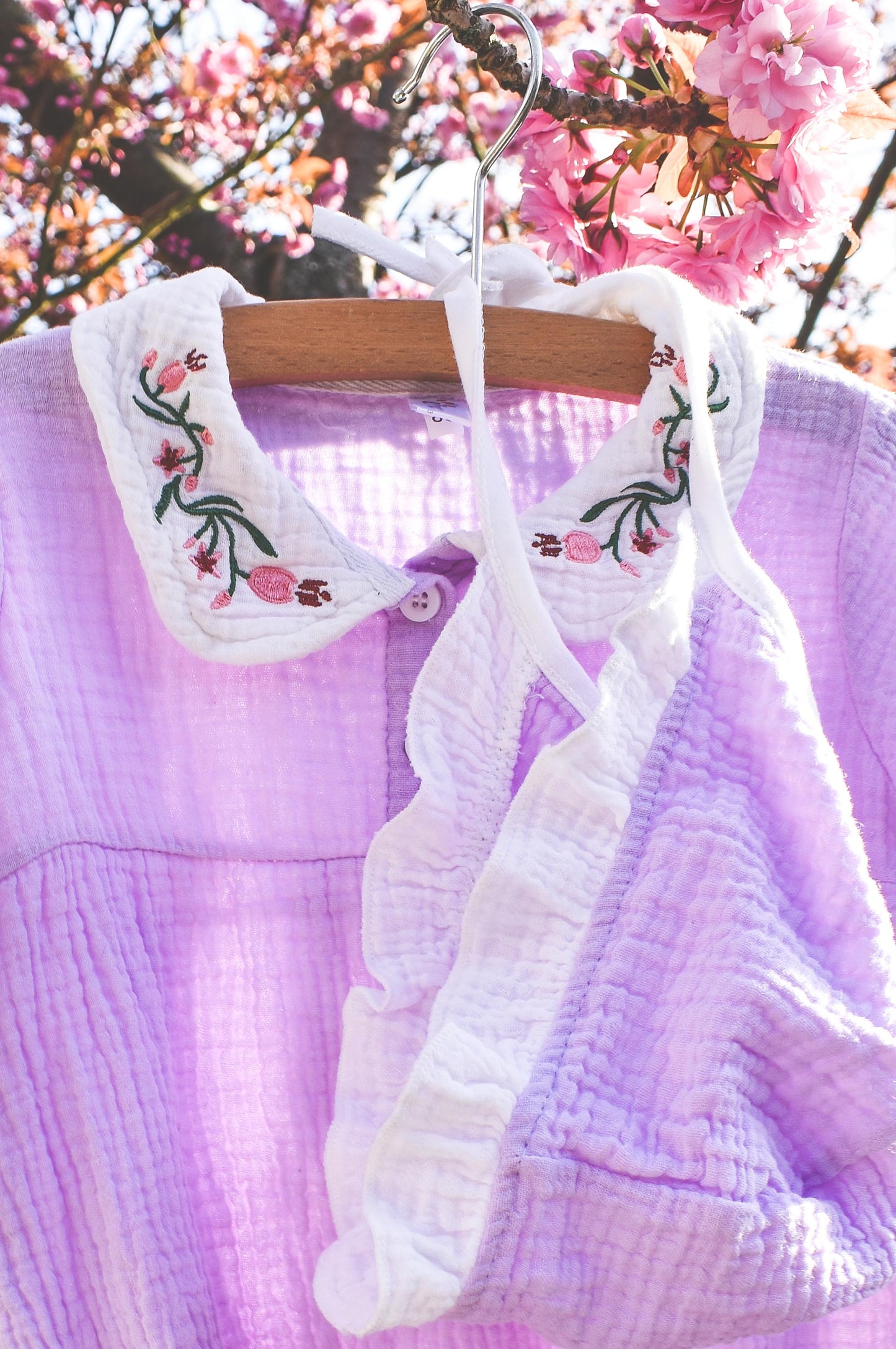 NEW IN! Lilac baby suit + hat