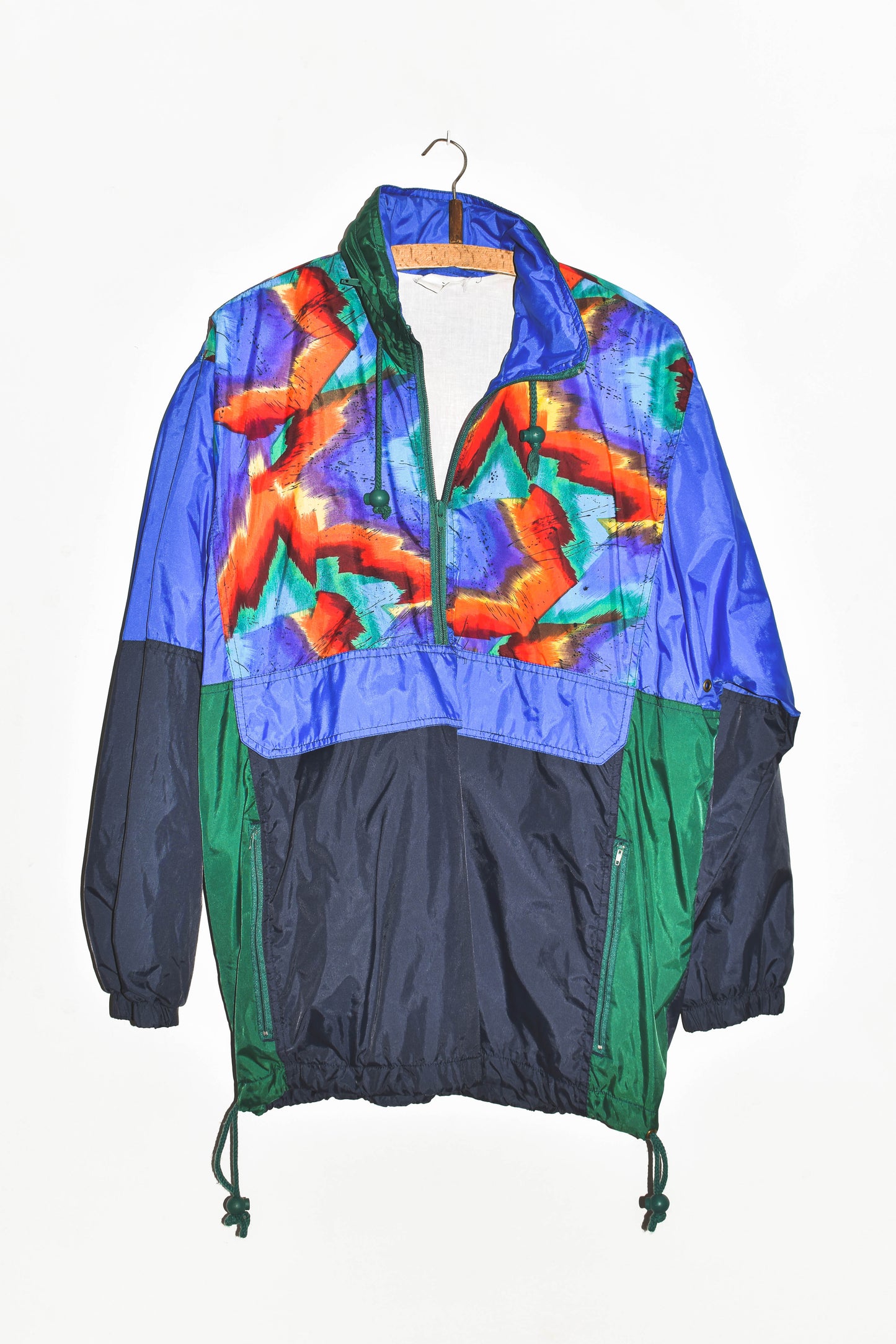 NEW IN! Windbreaker