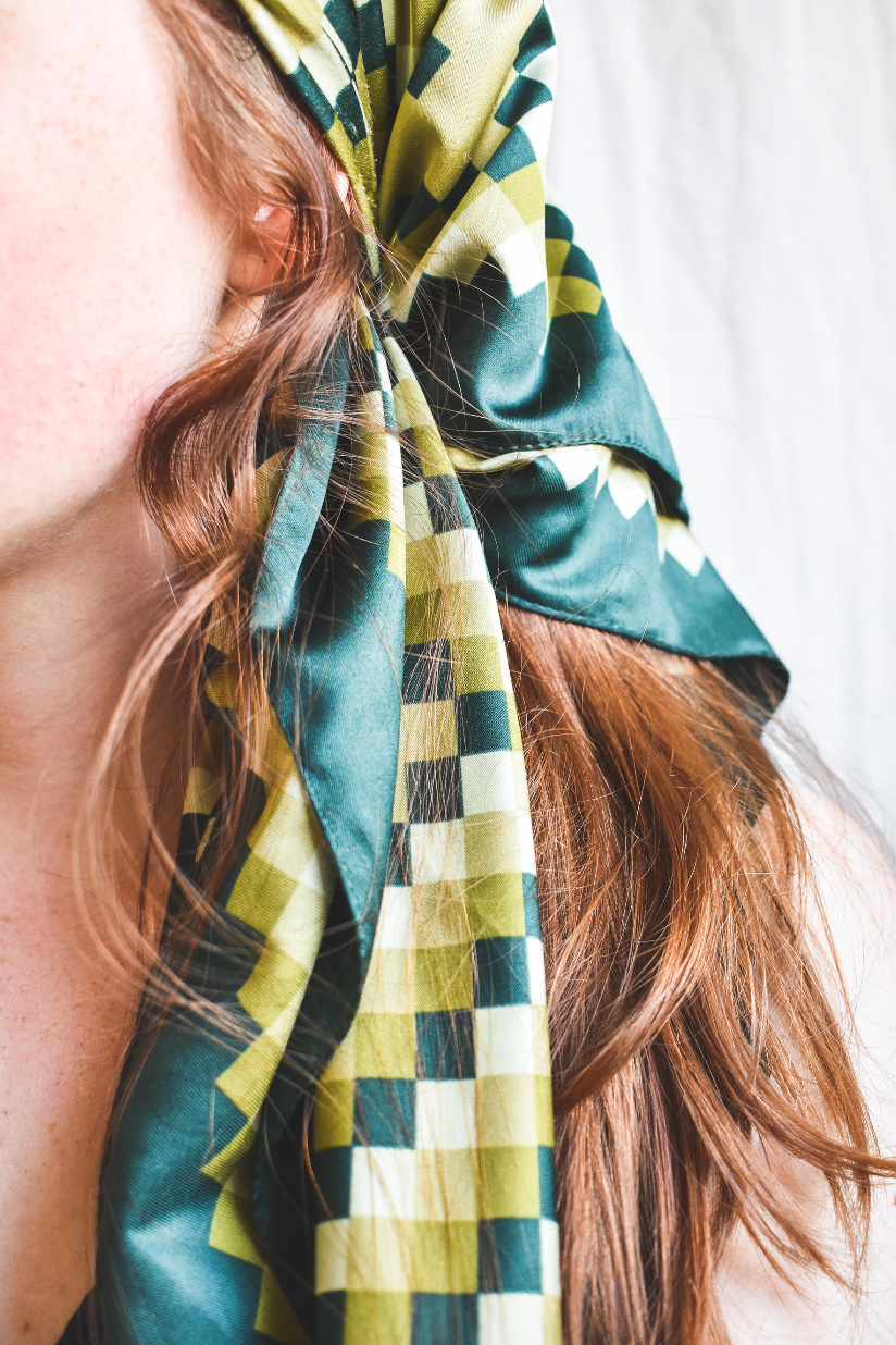 NEW IN! Green scarf