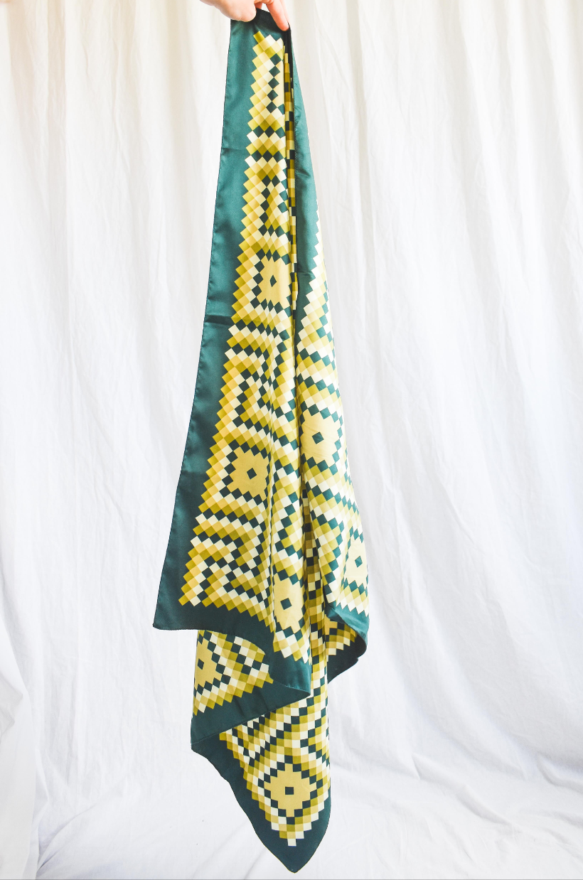 NEW IN! Green scarf