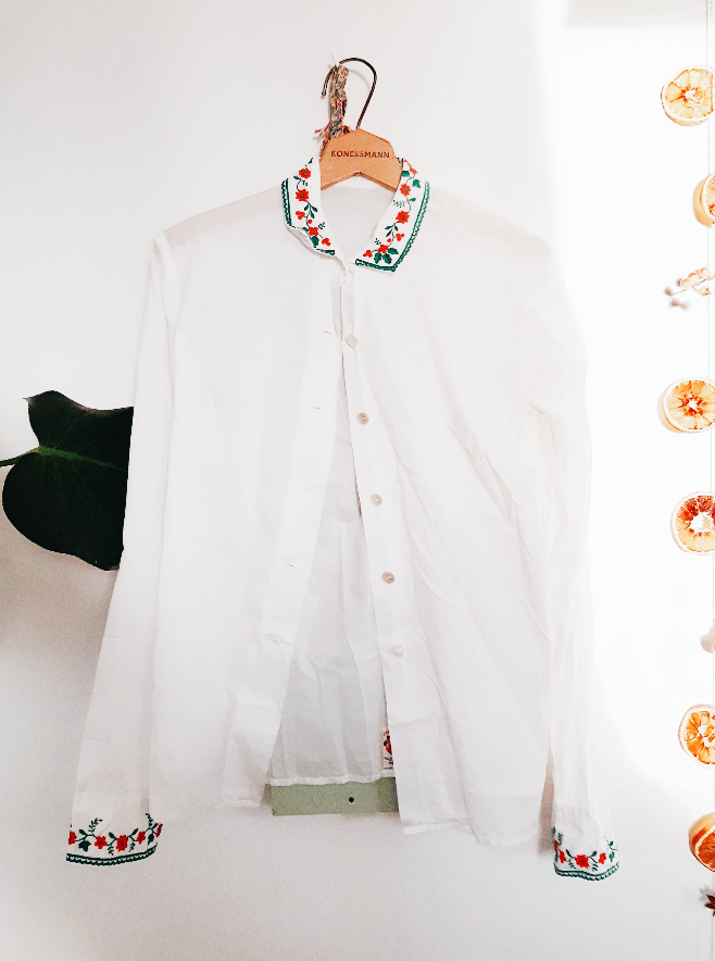 NEW IN! Embroidered blouse