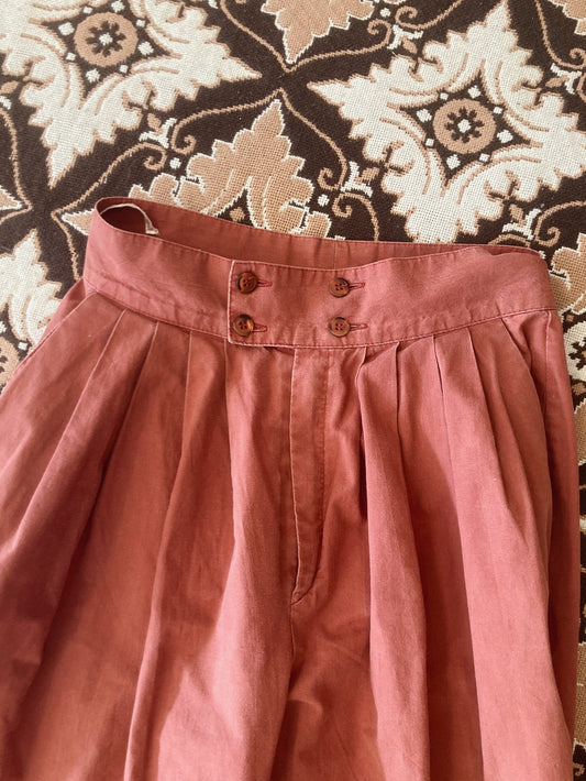 NEW IN! Highwaisted pants