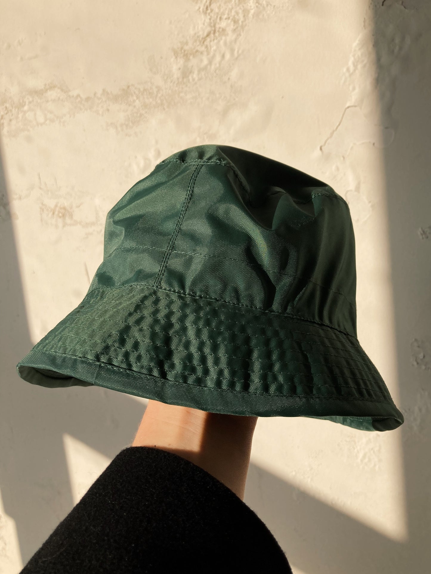 NEW IN! Buckethat