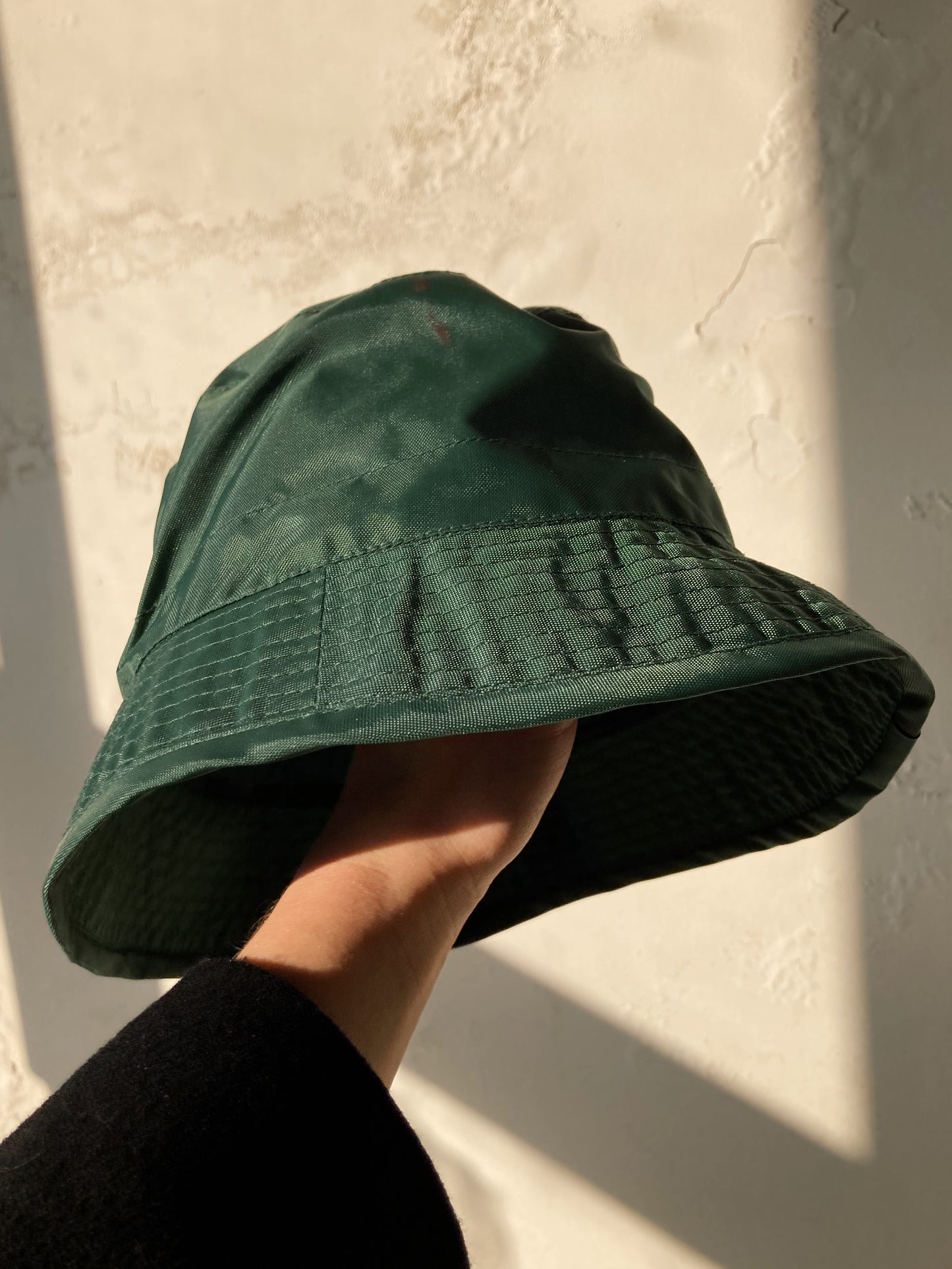 NEW IN! Buckethat